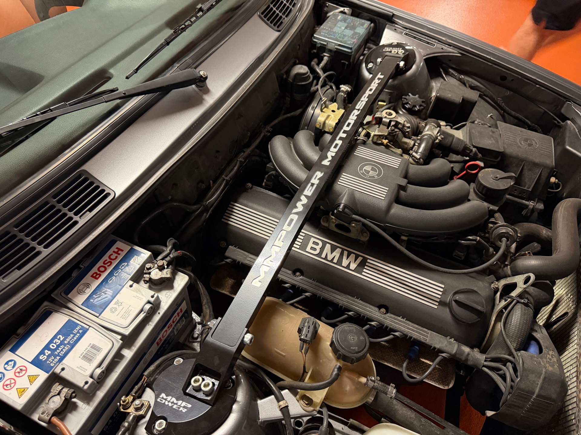 BMW 325i Cabrio-image-22