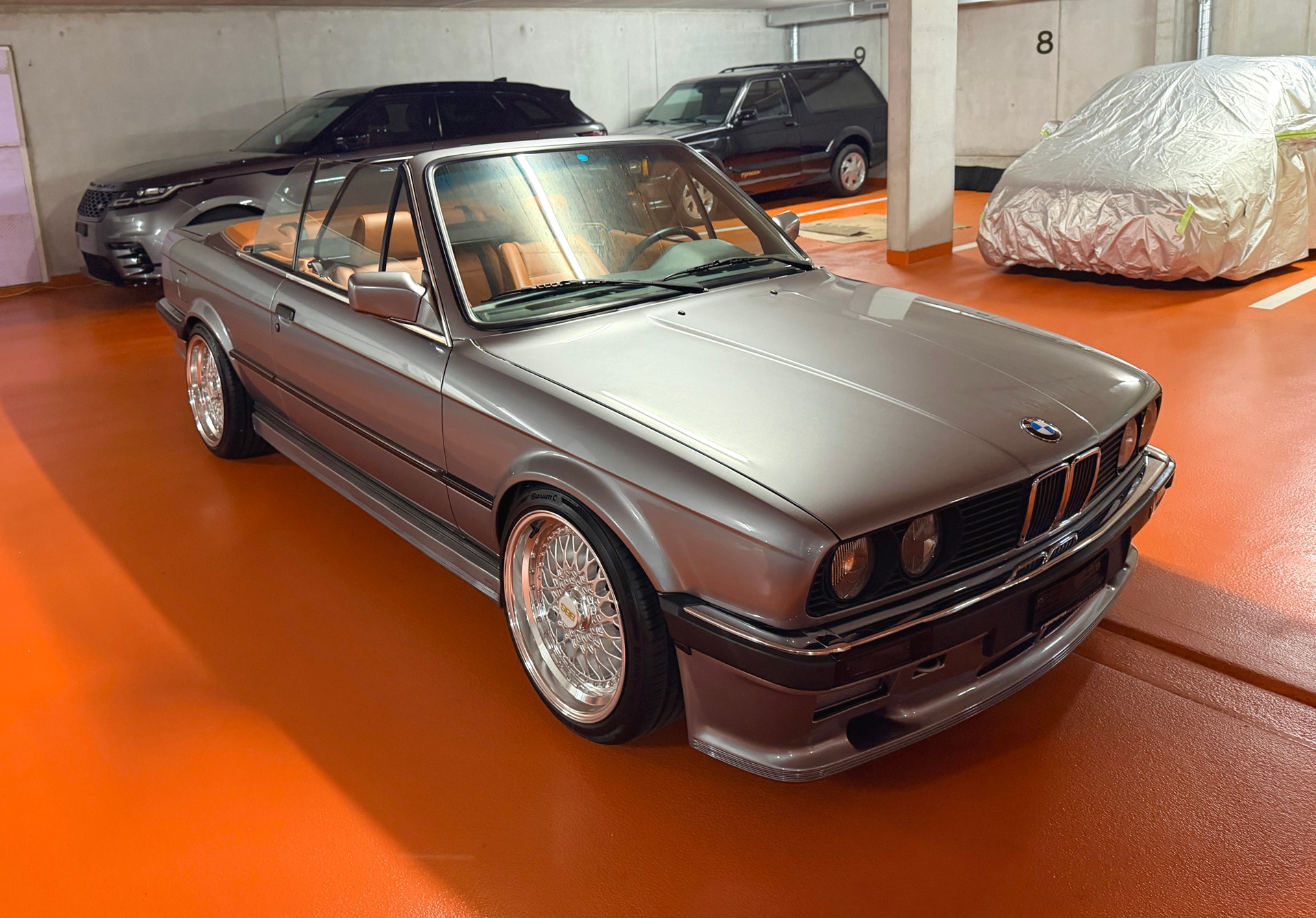 BMW 325i Cabrio-image-5