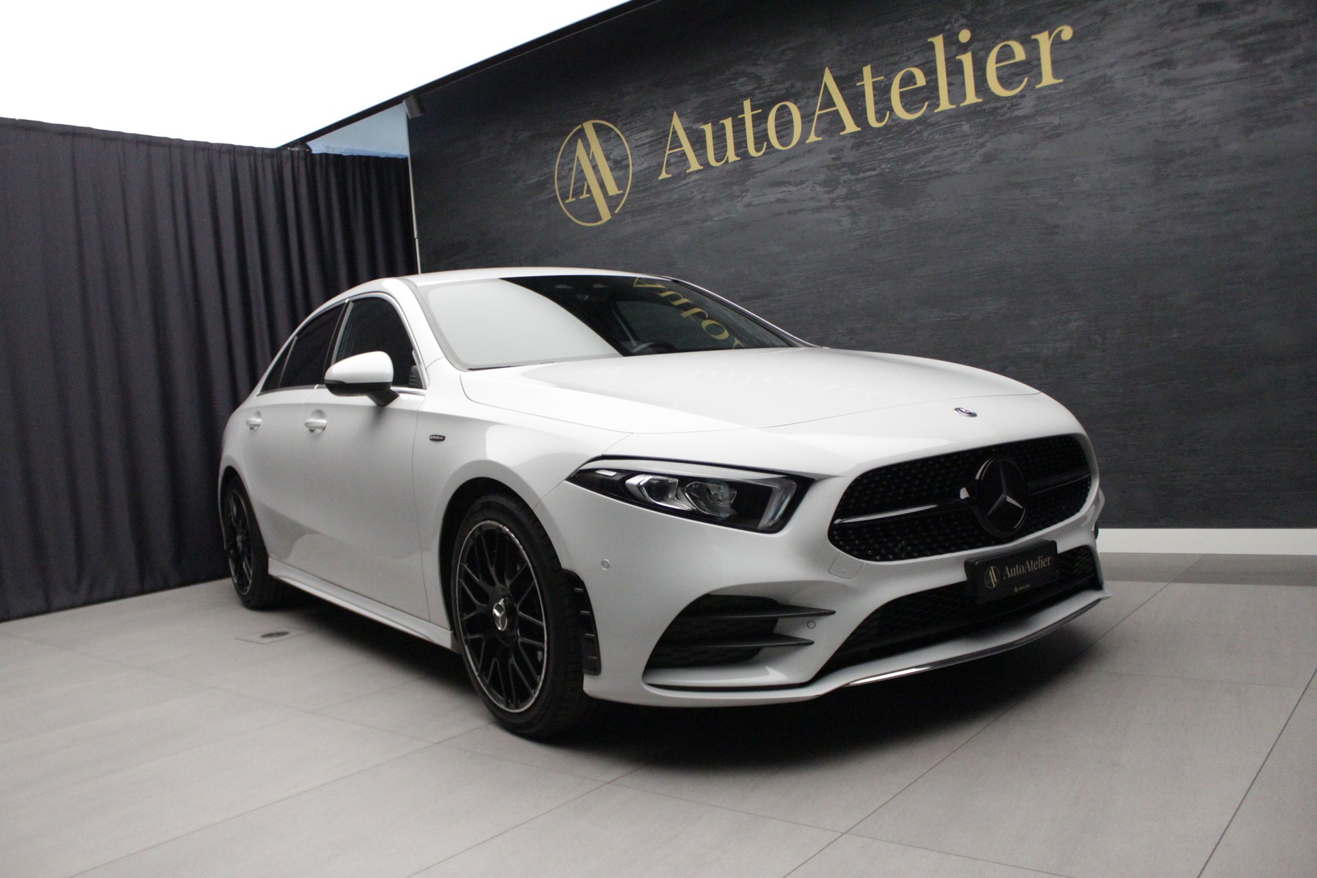 MERCEDES-BENZ A 250 4Matic AMG Line 4Matic 7G-DCT