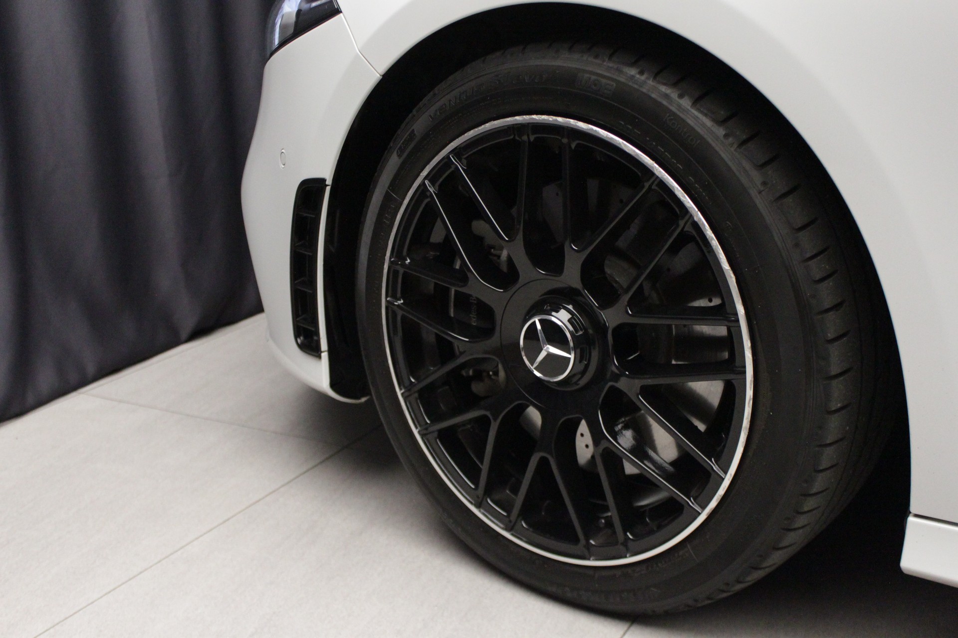 MERCEDES-BENZ A 250 4Matic AMG Line 4Matic 7G-DCT-image-19