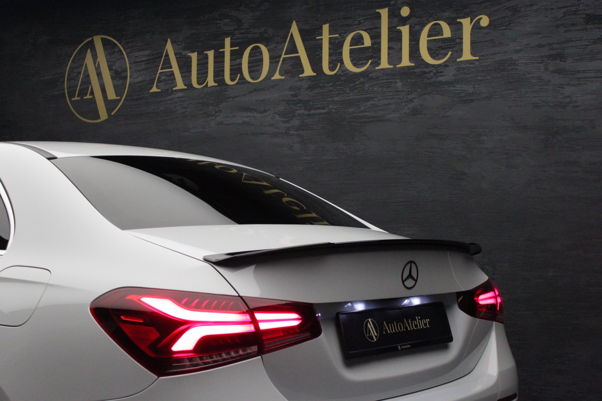 MERCEDES-BENZ A 250 4Matic AMG Line 4Matic 7G-DCT-image-12