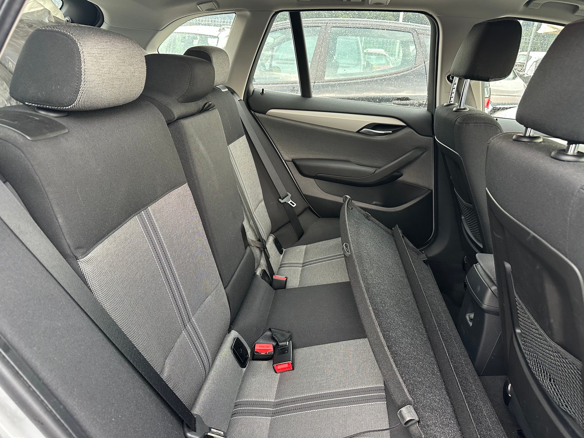 BMW X1 xDrive 20d-image-15