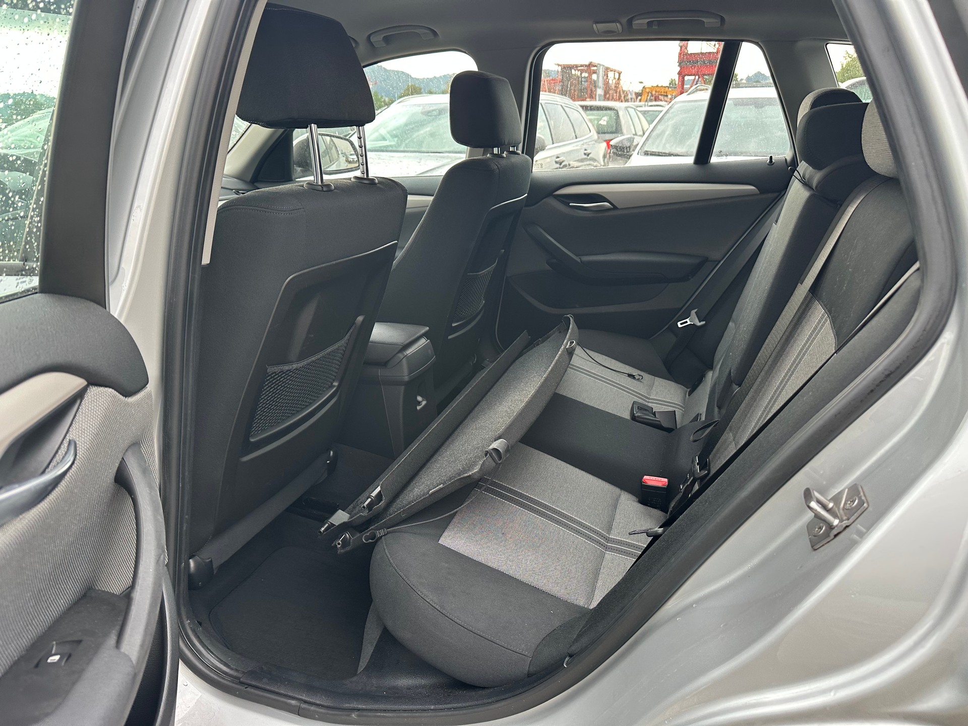 BMW X1 xDrive 20d-image-10