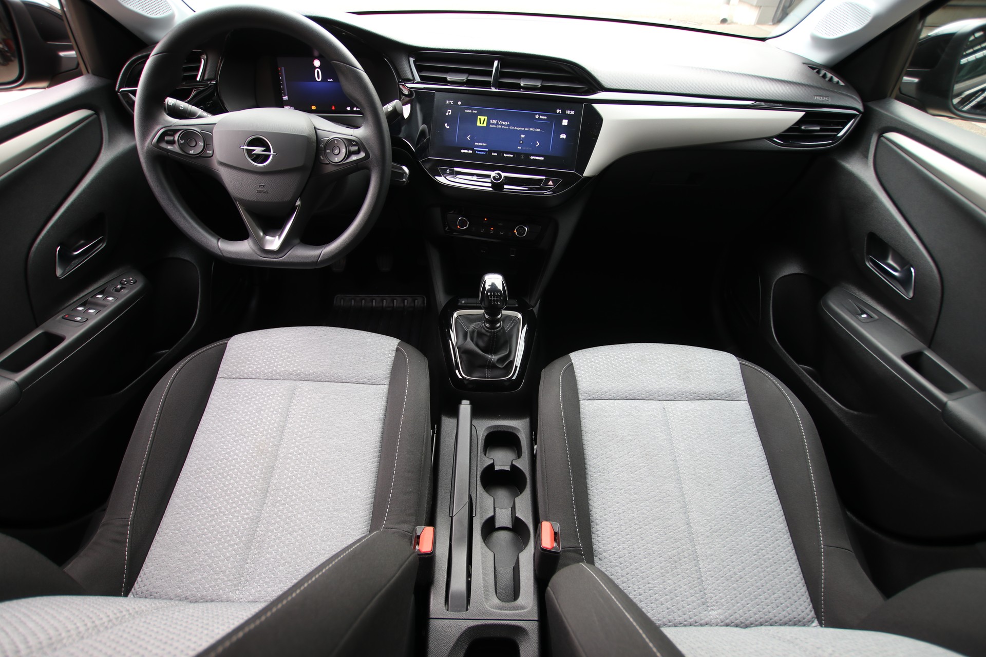 OPEL Corsa 1.2 TP Edition-image-9