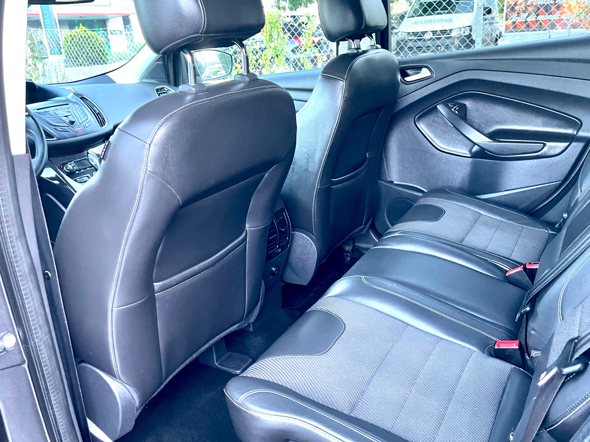 FORD Kuga 2.0 TDCi Titanium S 4WD PowerShift-showroom-element-2