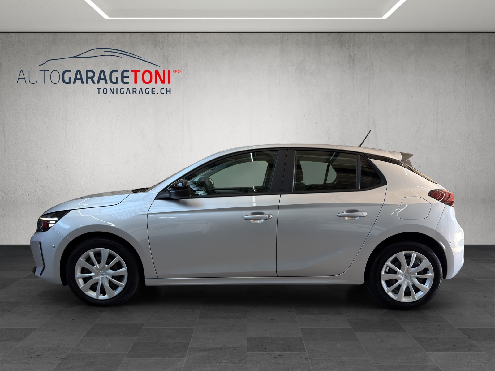 OPEL Corsa 1.2 TP Edition-showroom-element-3