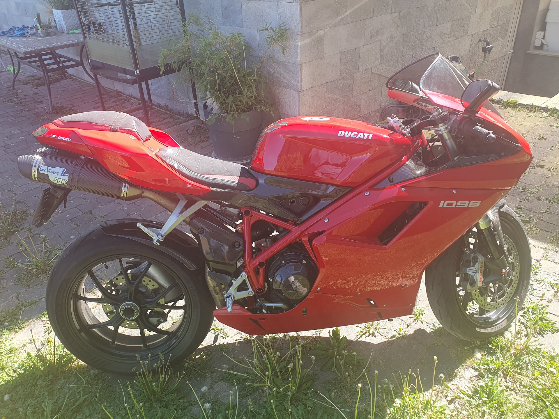 DUCATI 1098-image-1