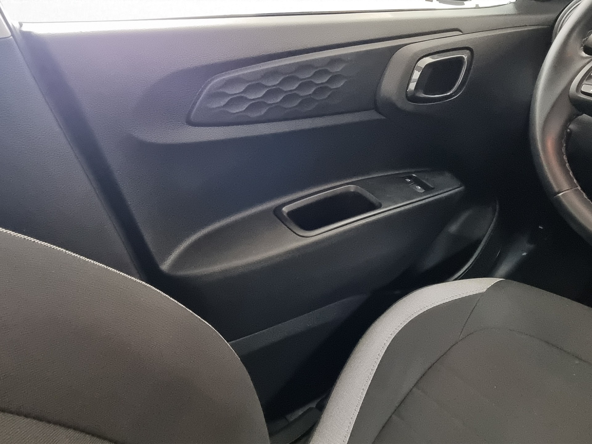 HYUNDAI i10 1.0 Pica-image-11