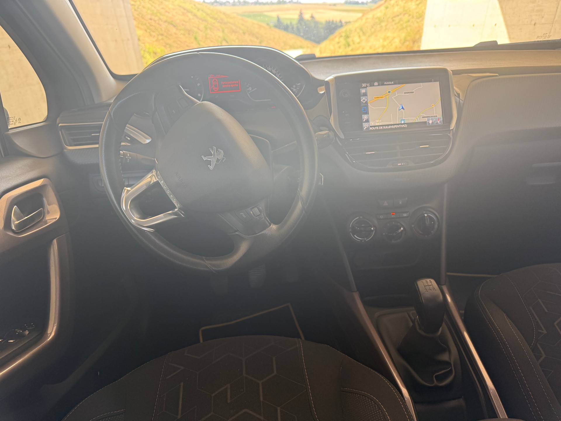 PEUGEOT 2008-image-10