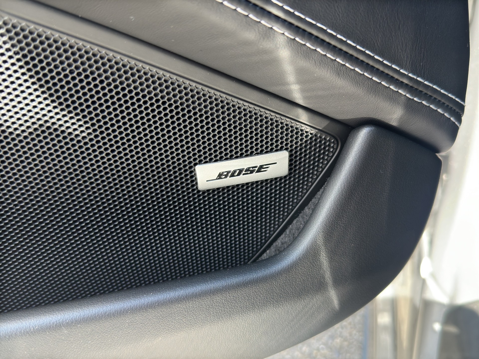 PORSCHE 911 GT3 Touring PDK GT3 Aut. 2+2 Werksgarantie / 1. Hand-image-22