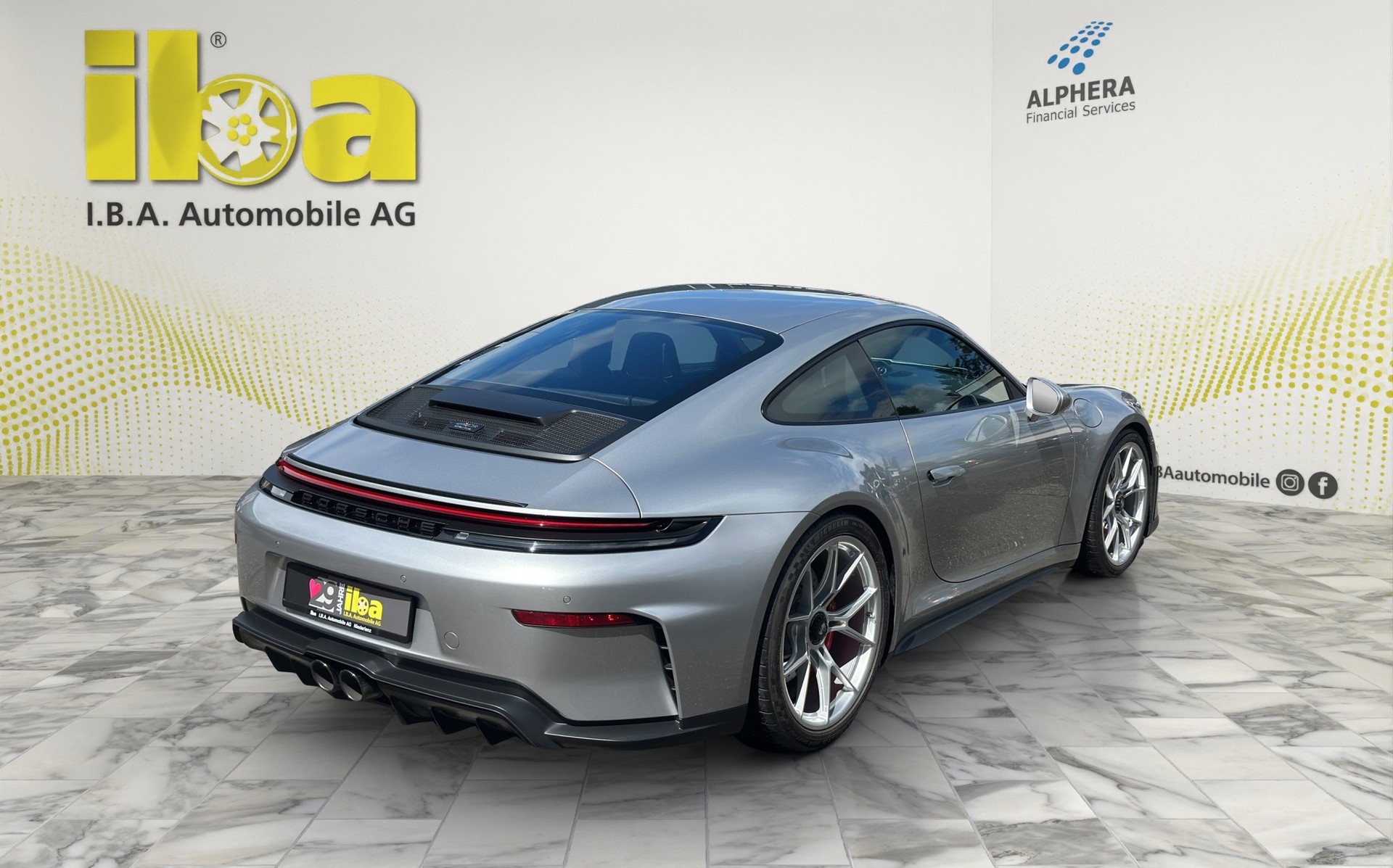 PORSCHE 911 GT3 Touring PDK GT3 Aut. 2+2 Werksgarantie / 1. Hand-image-4