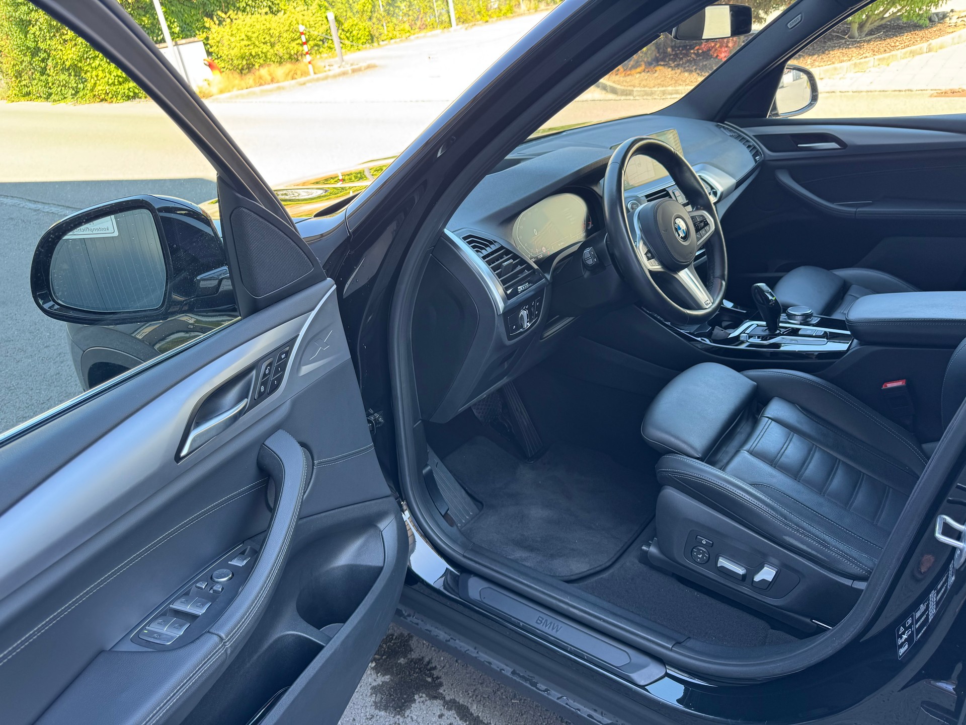 BMW X3 xDrive 48V 20d Steptronic-image-11