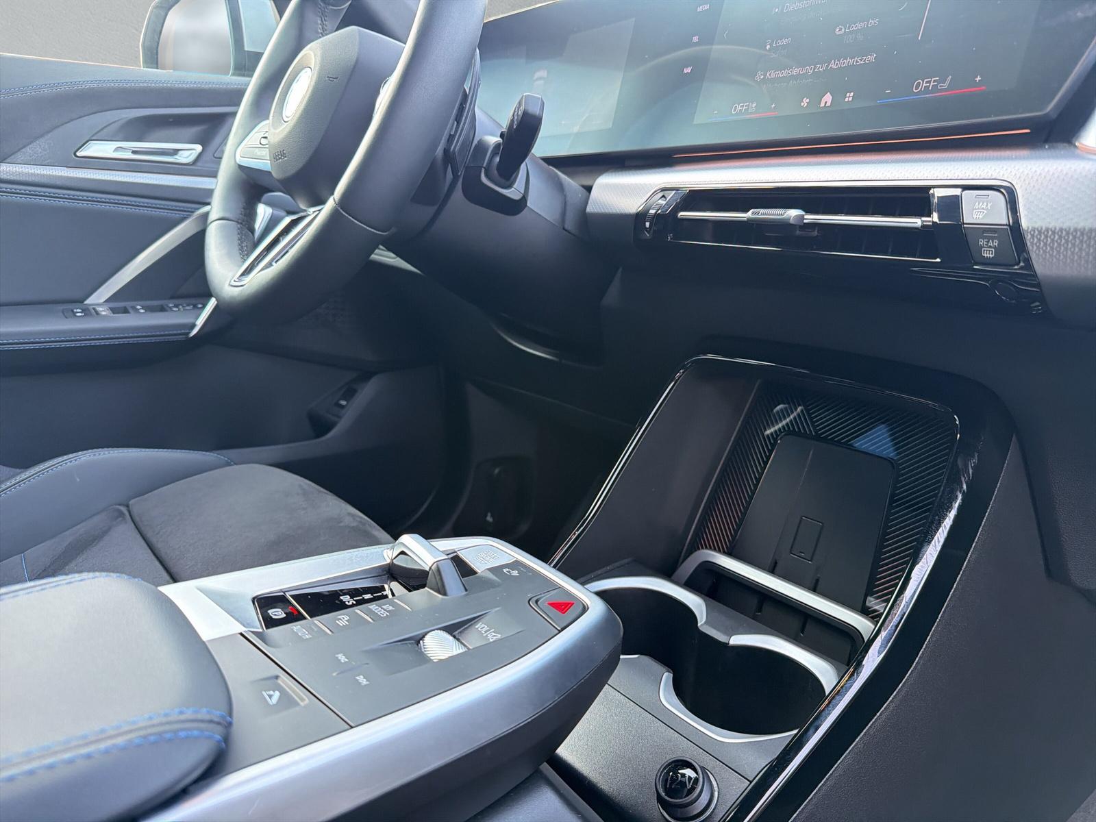 BMW X1 25e xDrive paddles 📍-image-14