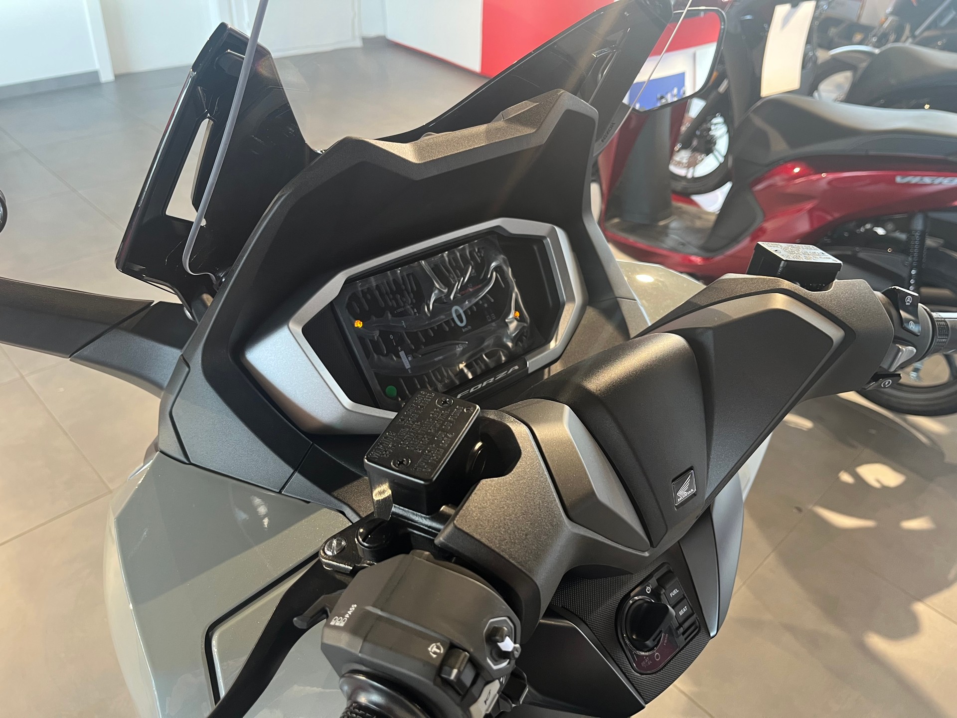HONDA Nss 125 Forza TopBox-image-6