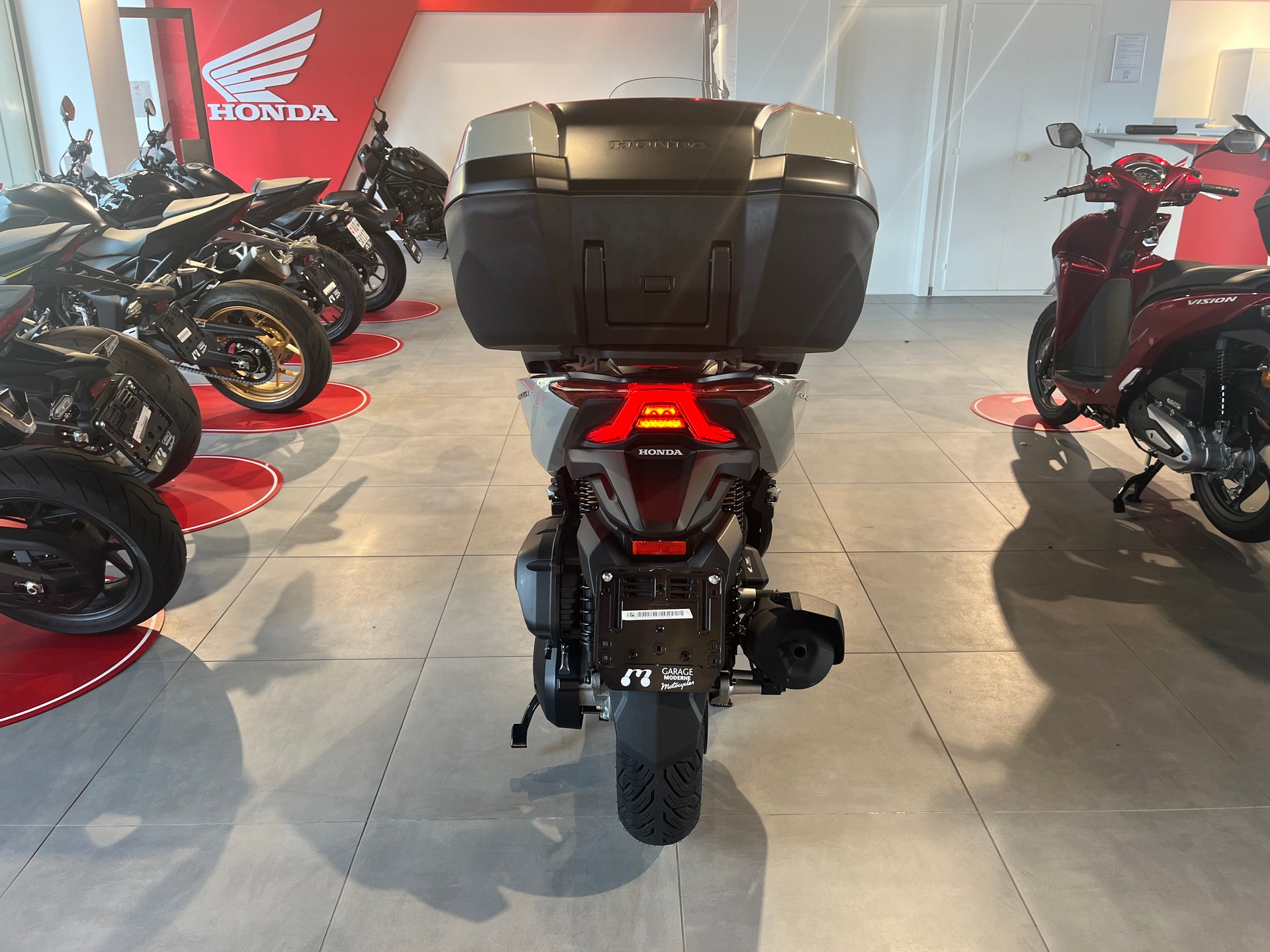 HONDA Nss 125 Forza TopBox-image-3