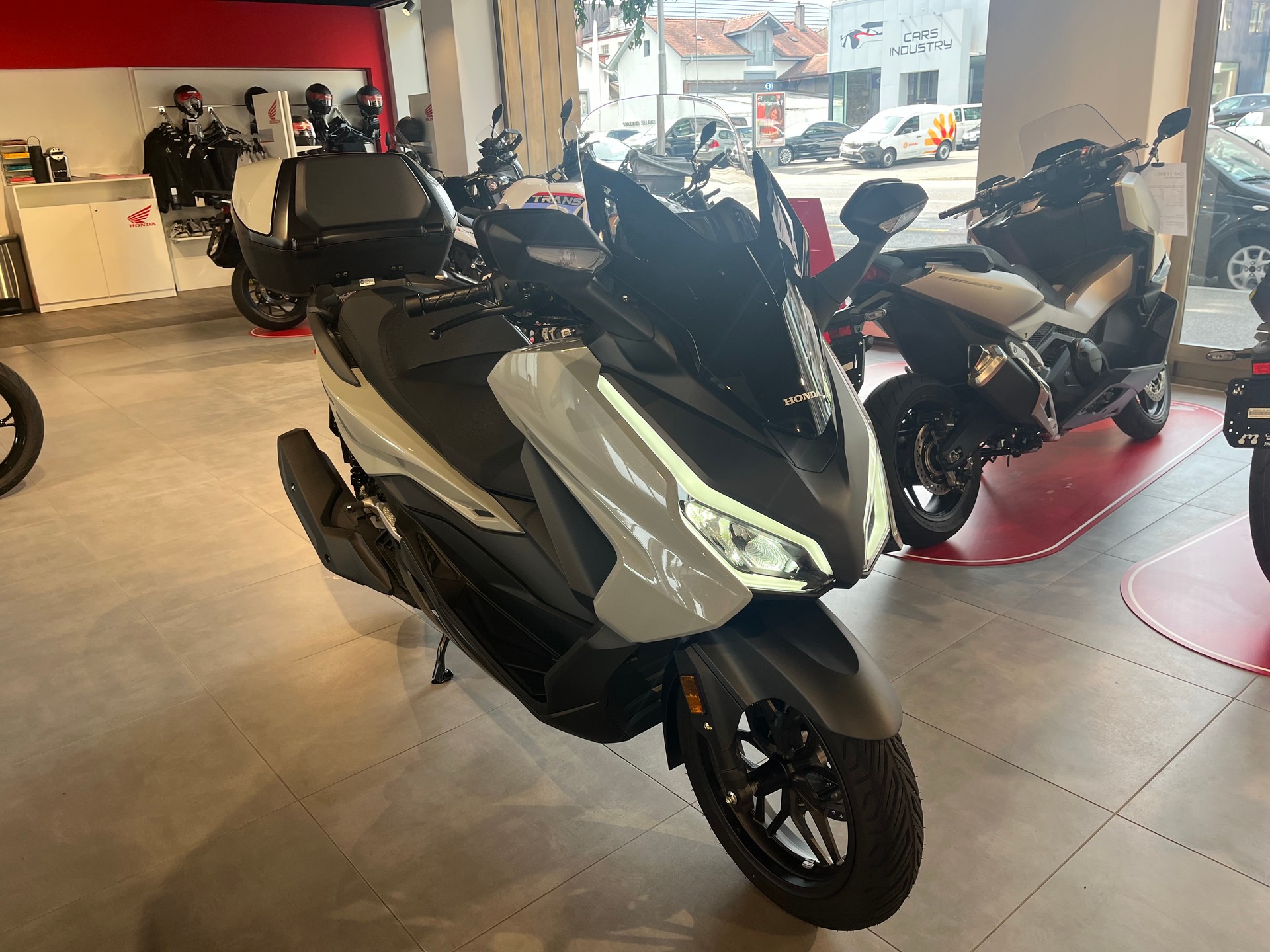 HONDA Nss 125 Forza TopBox-image-0