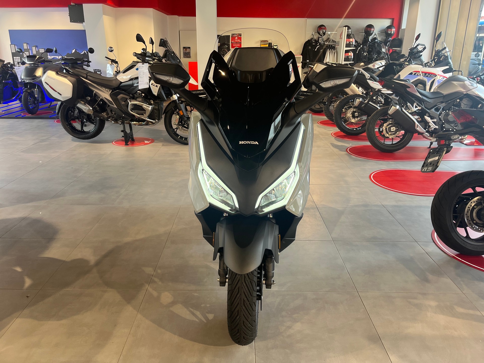 HONDA Nss 125 Forza TopBox-image-1