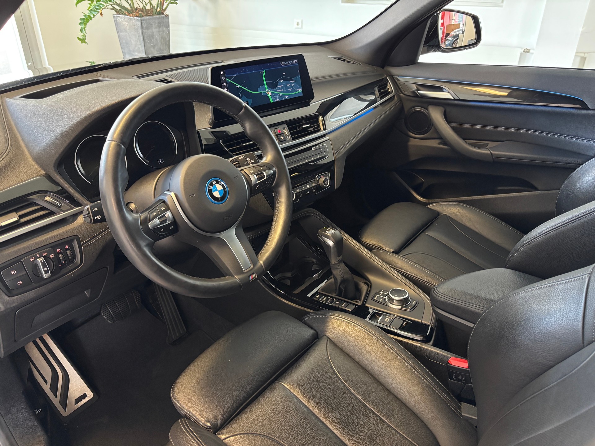 BMW X1 xDrive 25e M Sport Steptronic-image-4