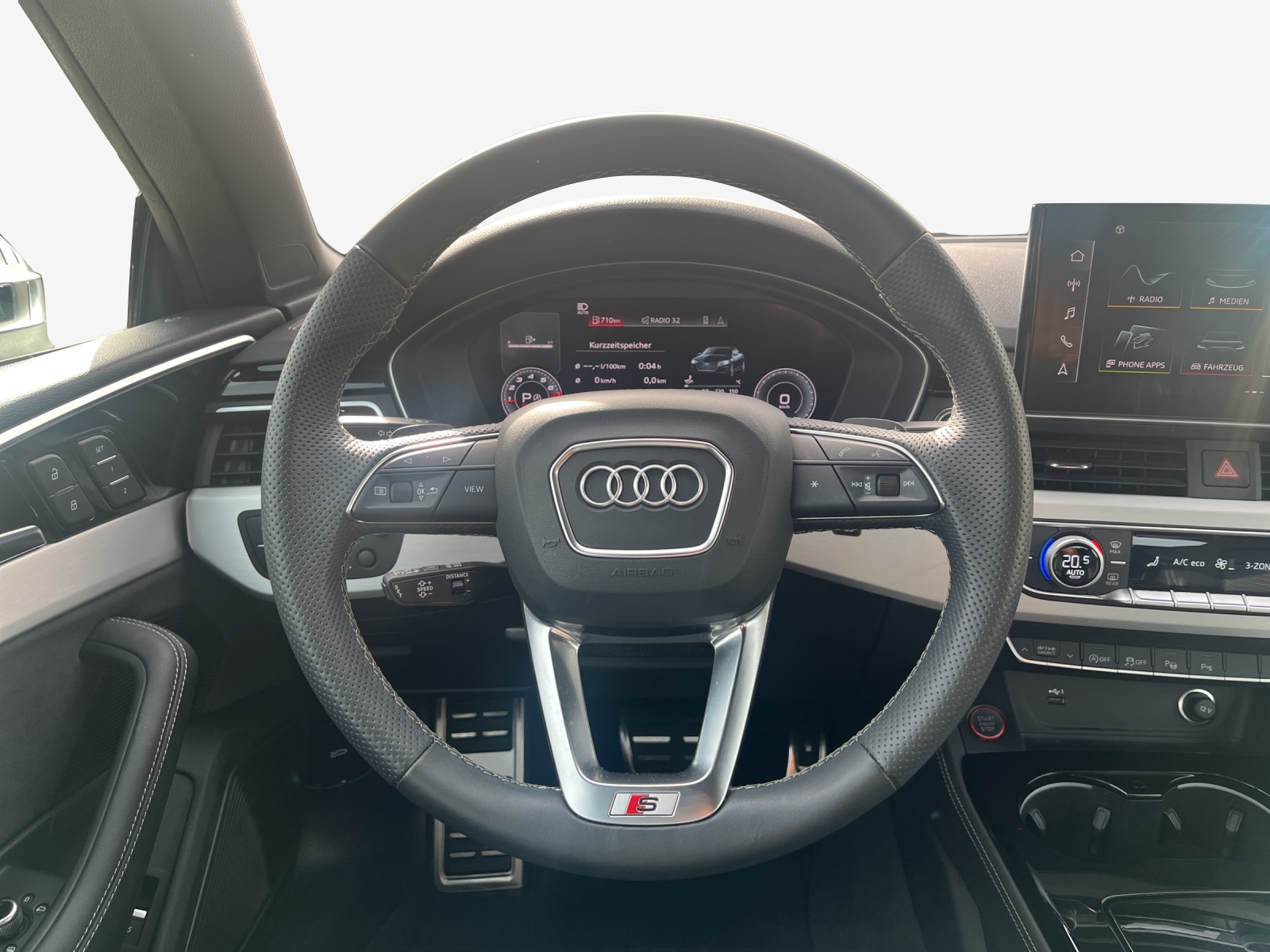 AUDI S5 Cabriolet 3.0 TFSI quattro tiptronic-image-9