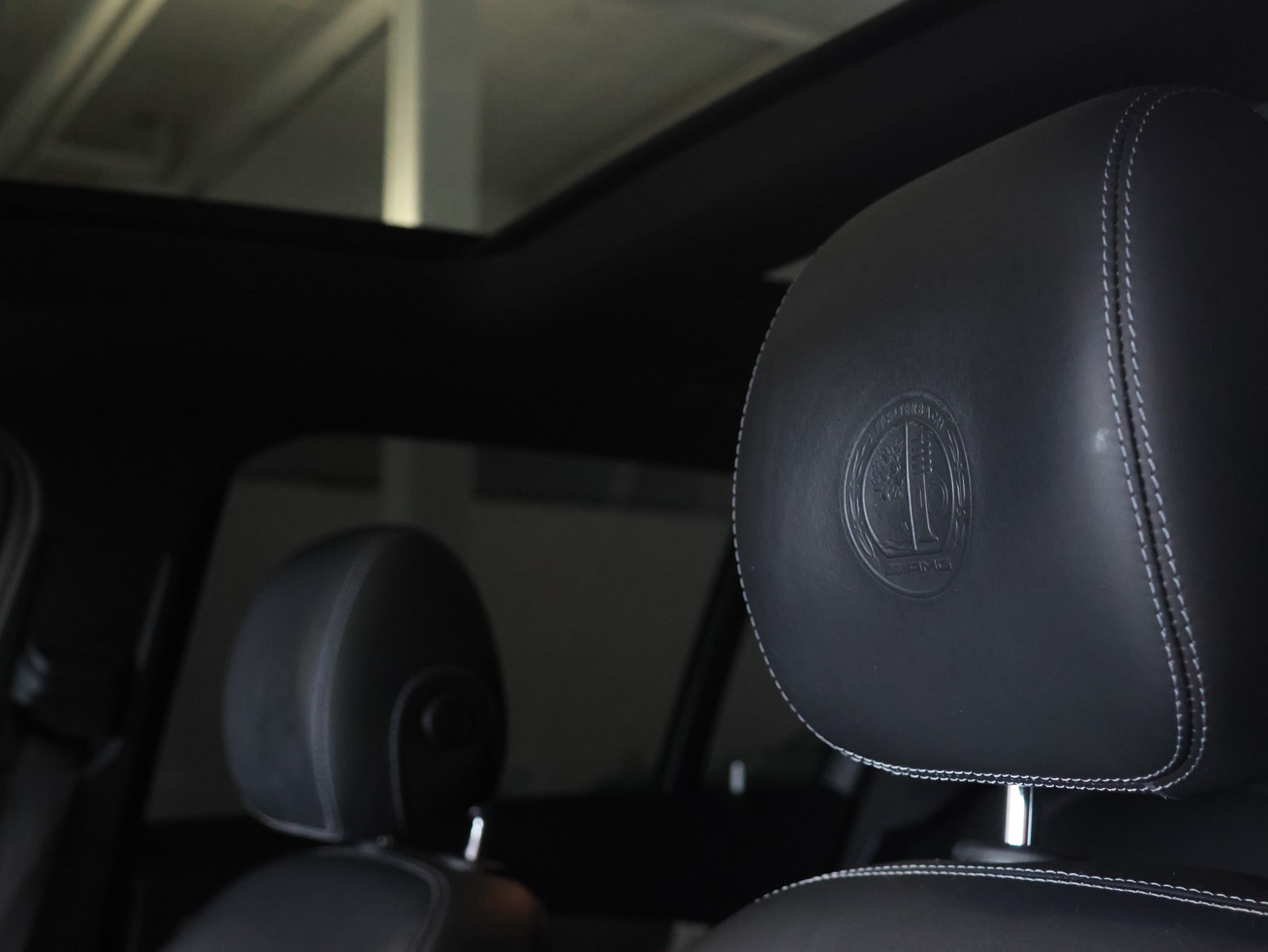 MERCEDES-BENZ GLC 63 S AMG 4Matic+ 9G-Tronic *Panoramadach* *360 Kamera*-image-17
