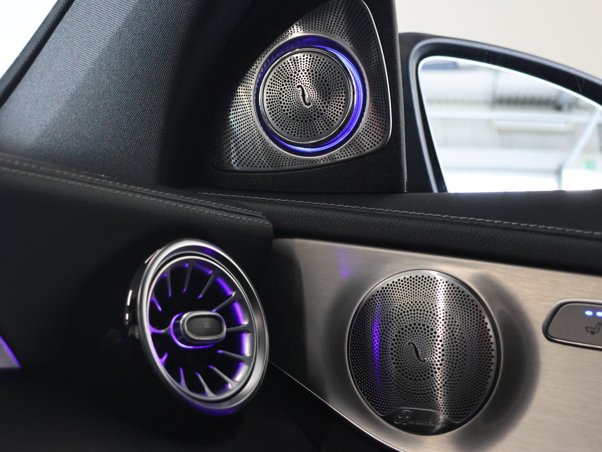 MERCEDES-BENZ GLC 63 S AMG 4Matic+ 9G-Tronic *Panoramadach* *360 Kamera*-image-33