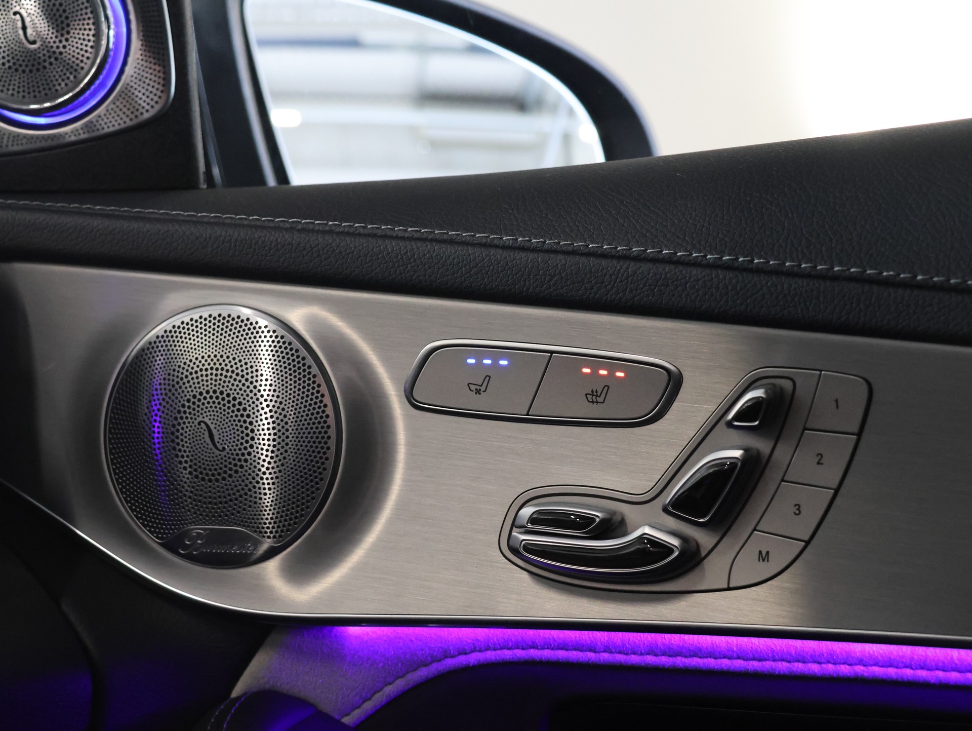 MERCEDES-BENZ GLC 63 S AMG 4Matic+ 9G-Tronic *Panoramadach* *360 Kamera*-image-32