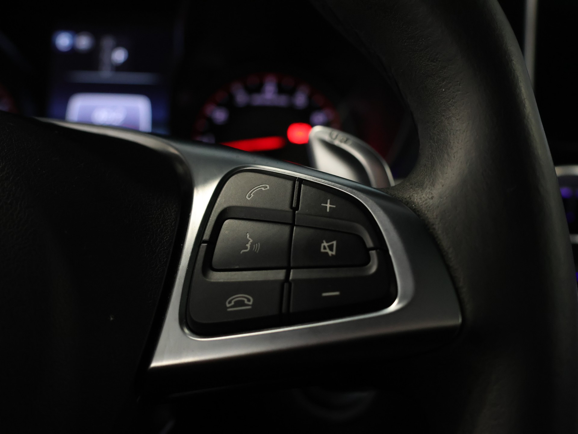 MERCEDES-BENZ GLC 63 S AMG 4Matic+ 9G-Tronic *Panoramadach* *360 Kamera*-image-21
