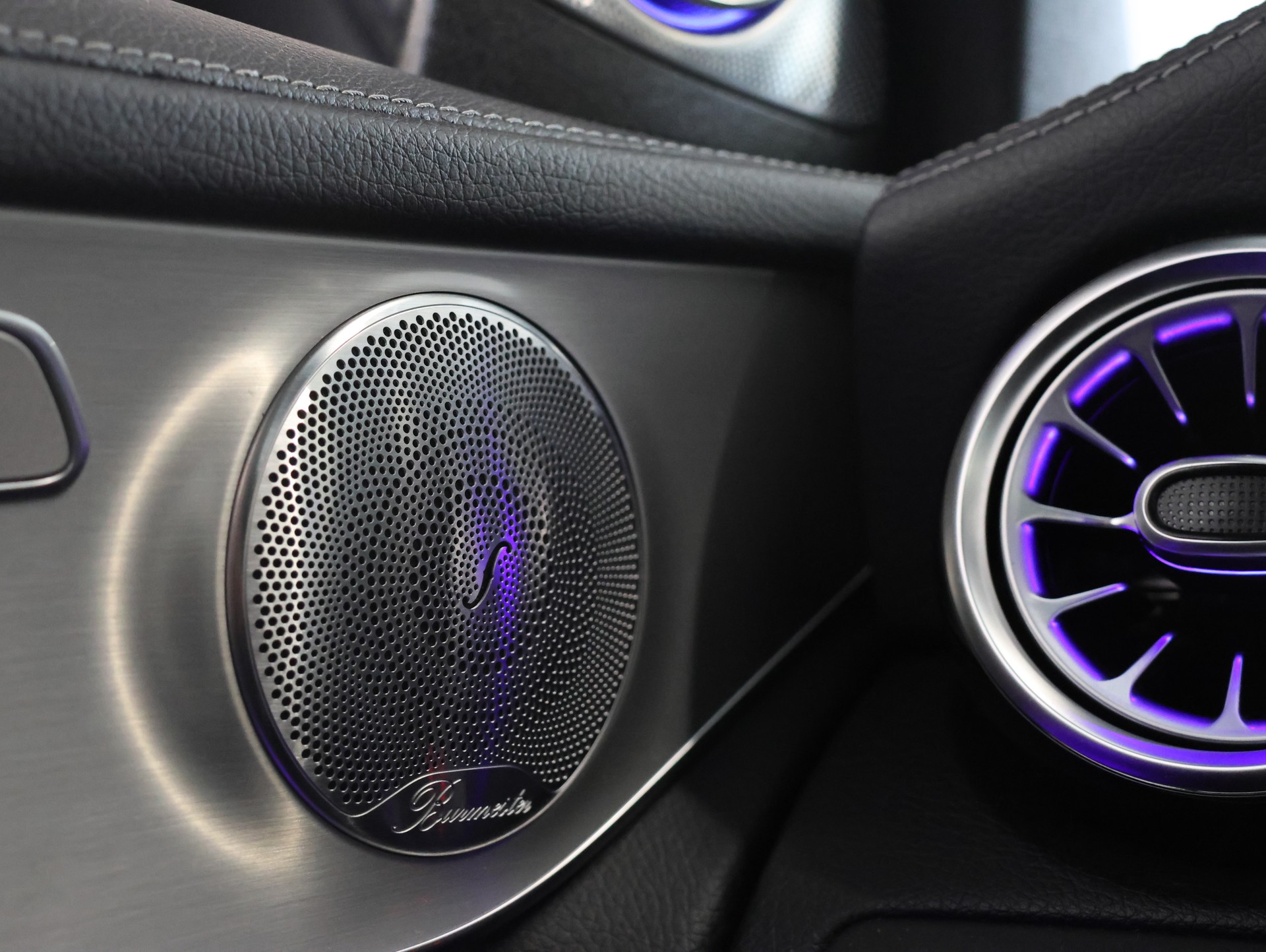 MERCEDES-BENZ GLC 63 S AMG 4Matic+ 9G-Tronic *Panoramadach* *360 Kamera*-image-36