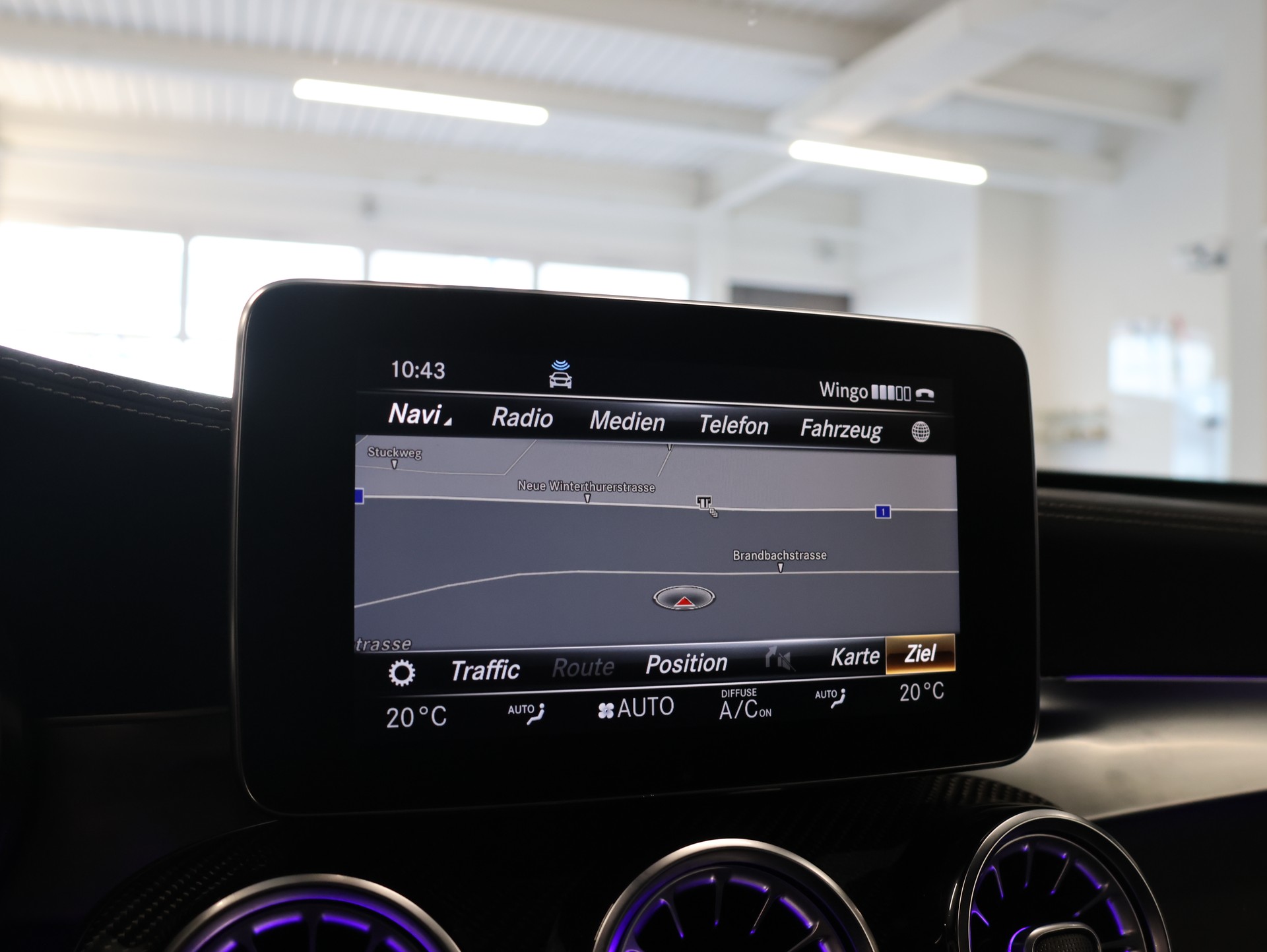 MERCEDES-BENZ GLC 63 S AMG 4Matic+ 9G-Tronic *Panoramadach* *360 Kamera*-image-25