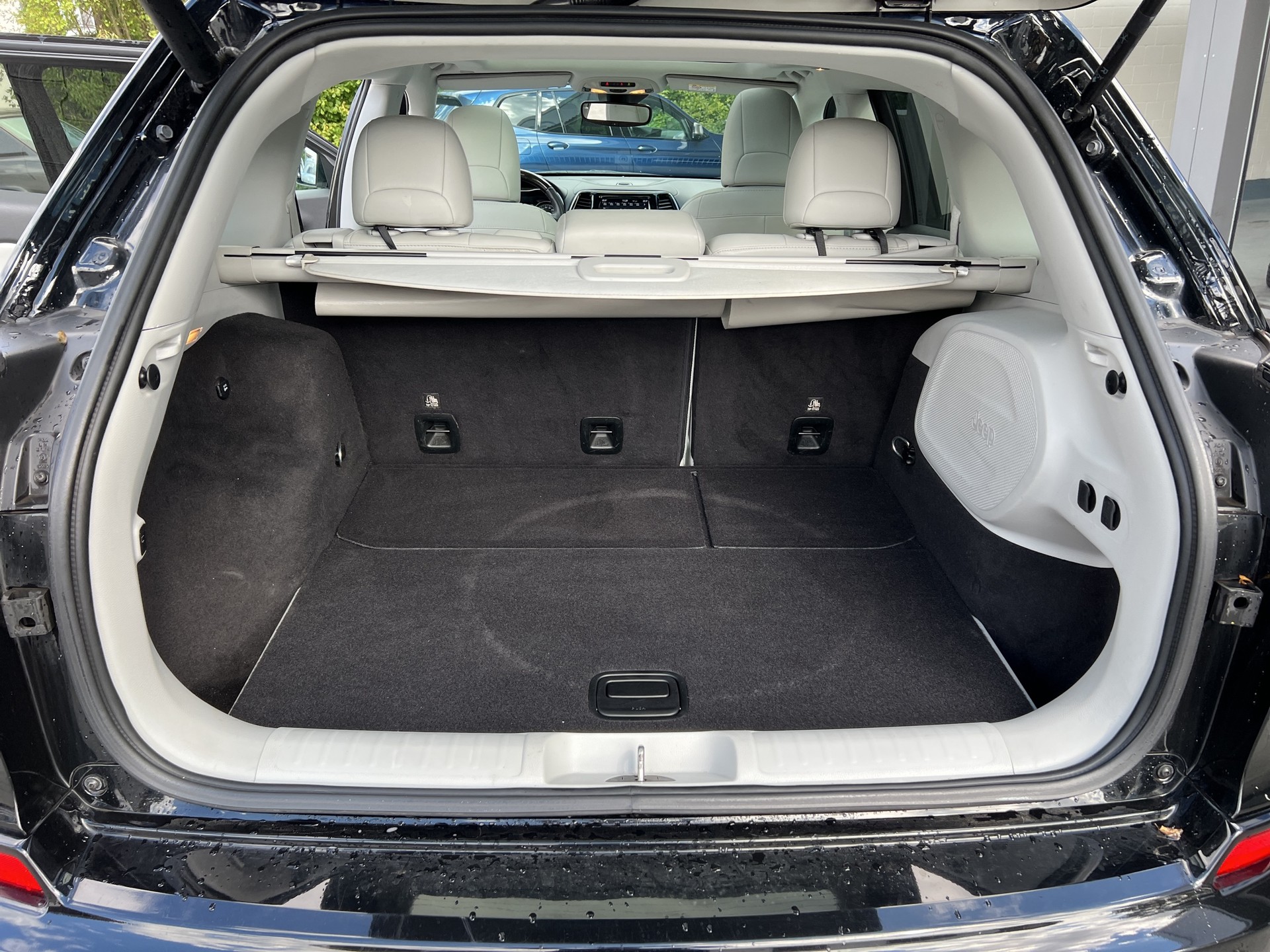 JEEP Cherokee 2.2MJ Overland AWD Drive I 9ATX-image-8