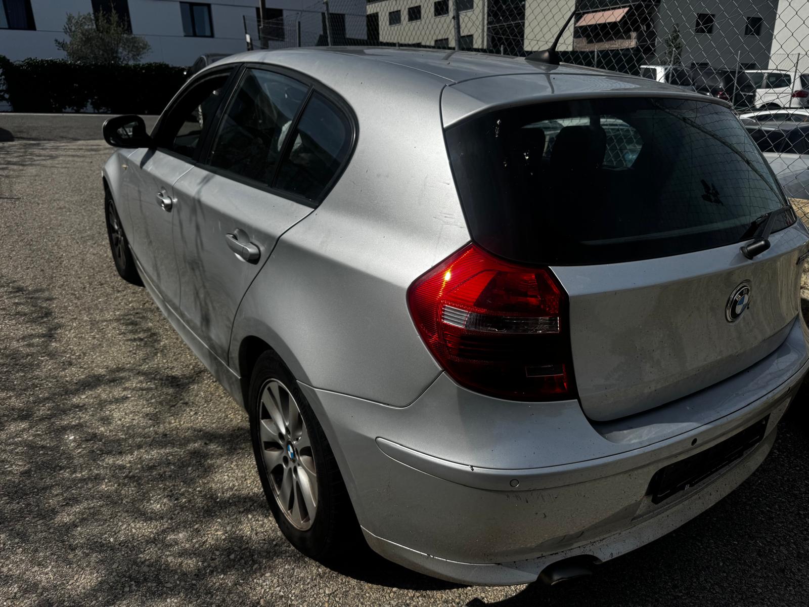 BMW 120d Steptronic-image-5