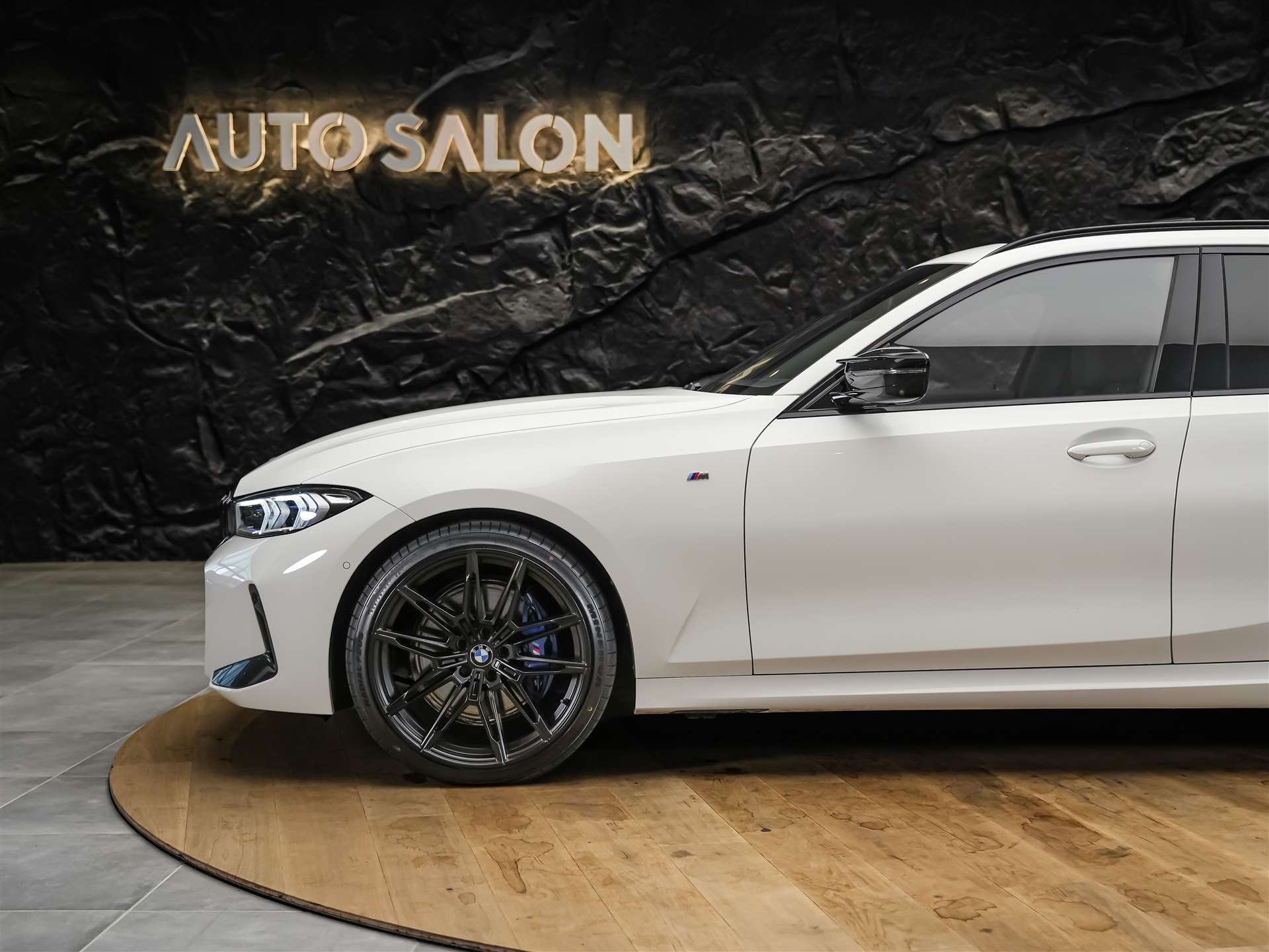 BMW M340i xDrive Touring Steptronic *Facelift 2025*20" Felgen*Panorama*360° Kamera*-image-18