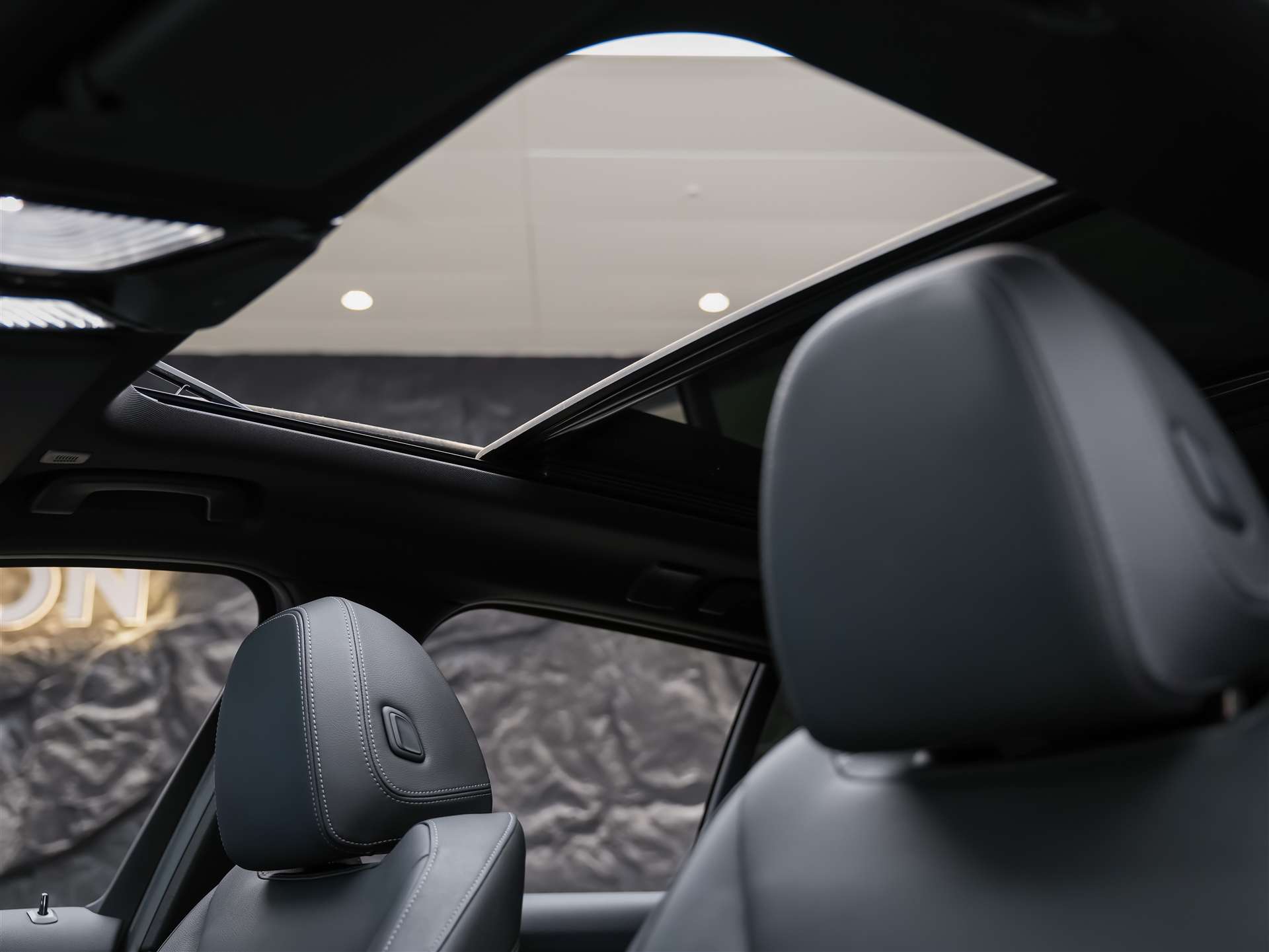 BMW M340i xDrive Touring Steptronic *Facelift 2025*20" Felgen*Panorama*360° Kamera*-image-11