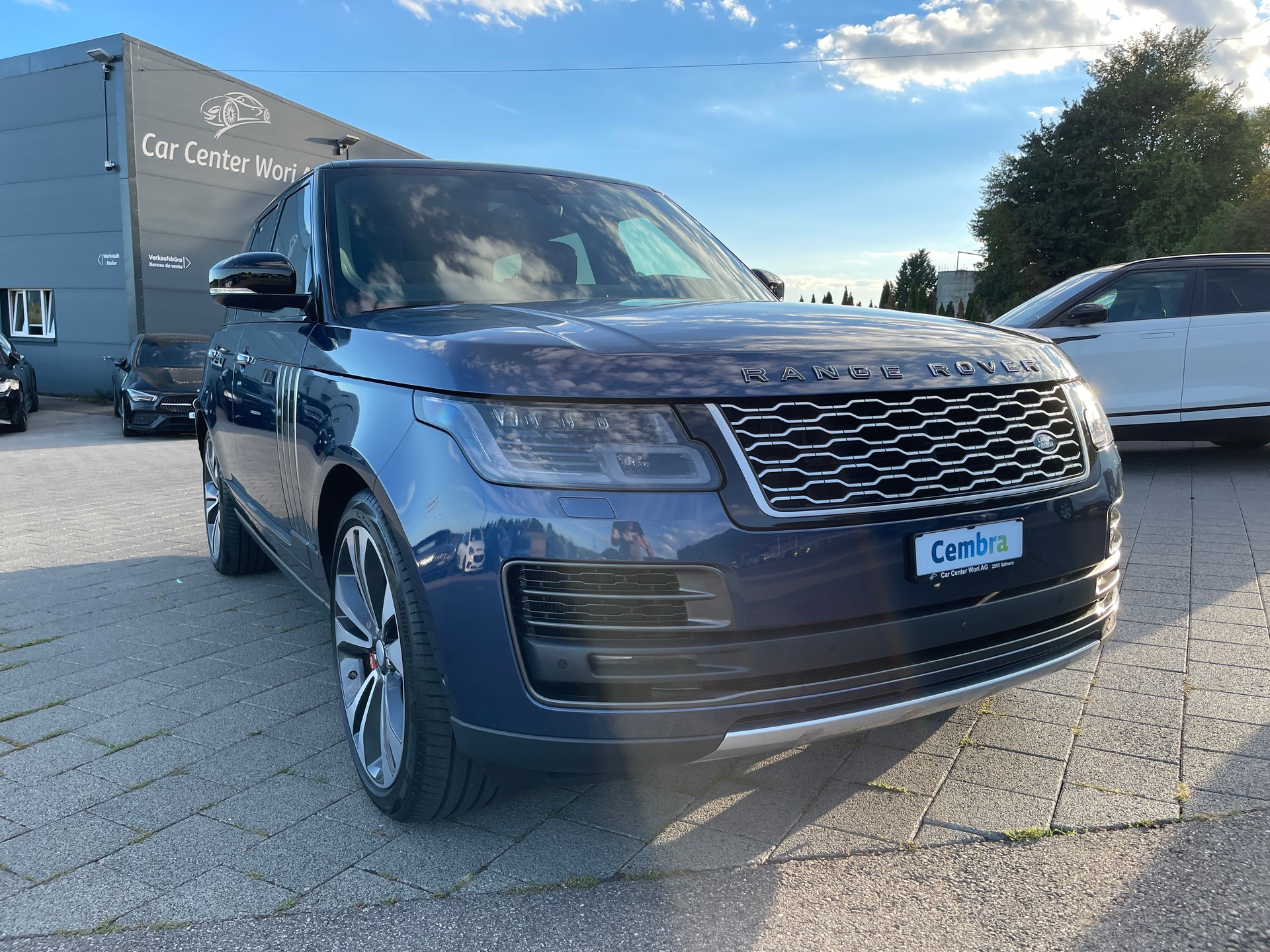 LAND ROVER Range Rover 5.0 V8 S/C SV AB Automatic-image-3