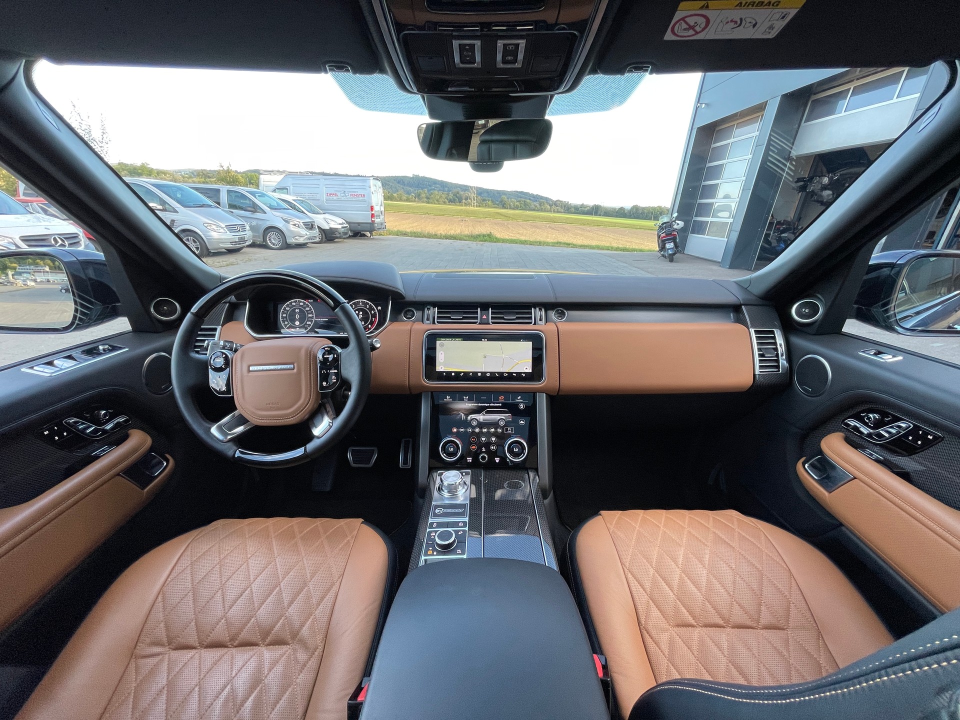 LAND ROVER Range Rover 5.0 V8 S/C SV AB Automatic-image-5
