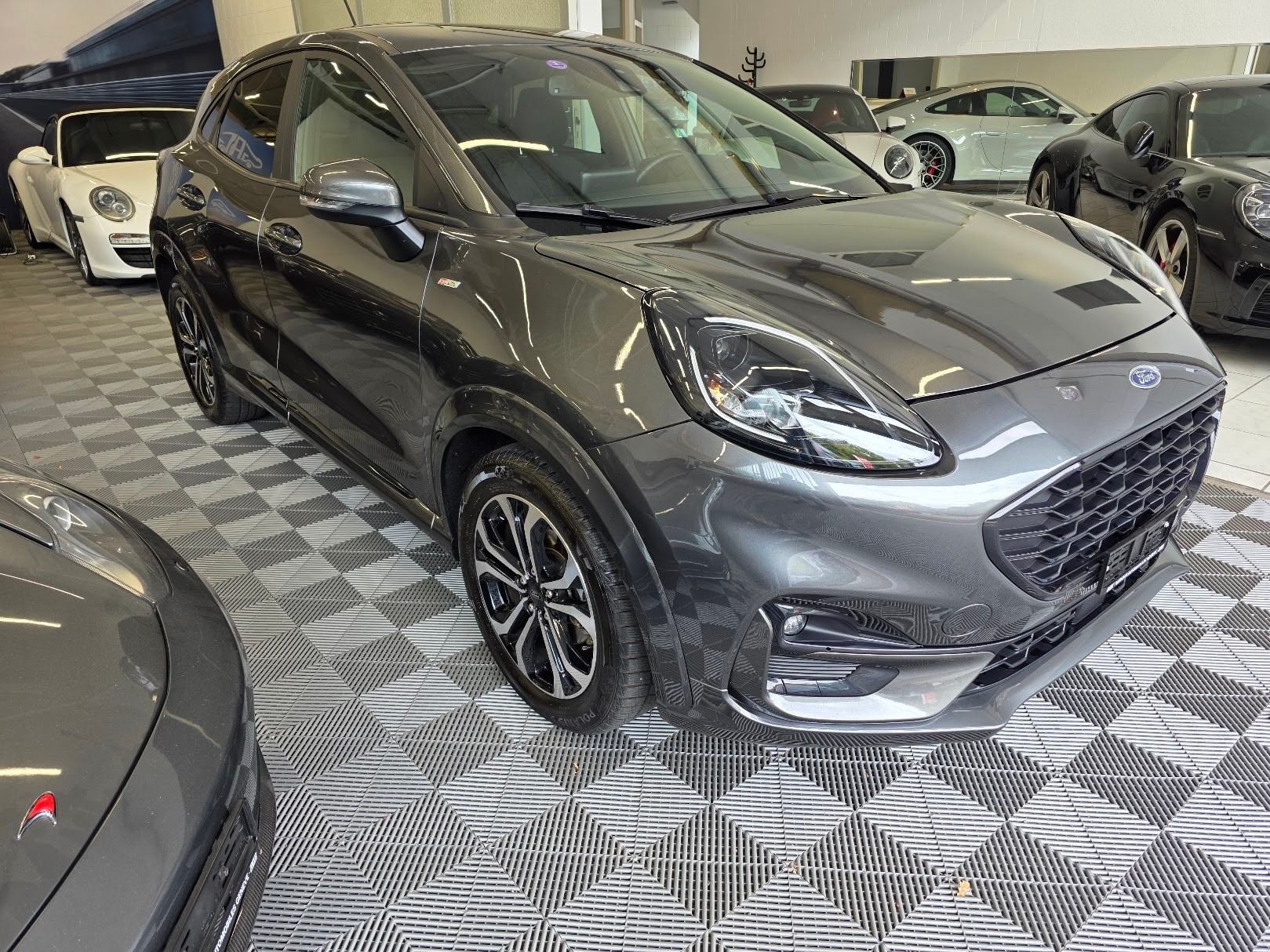 FORD Puma 1.0 MHEV ST-Line-showroom-element-1