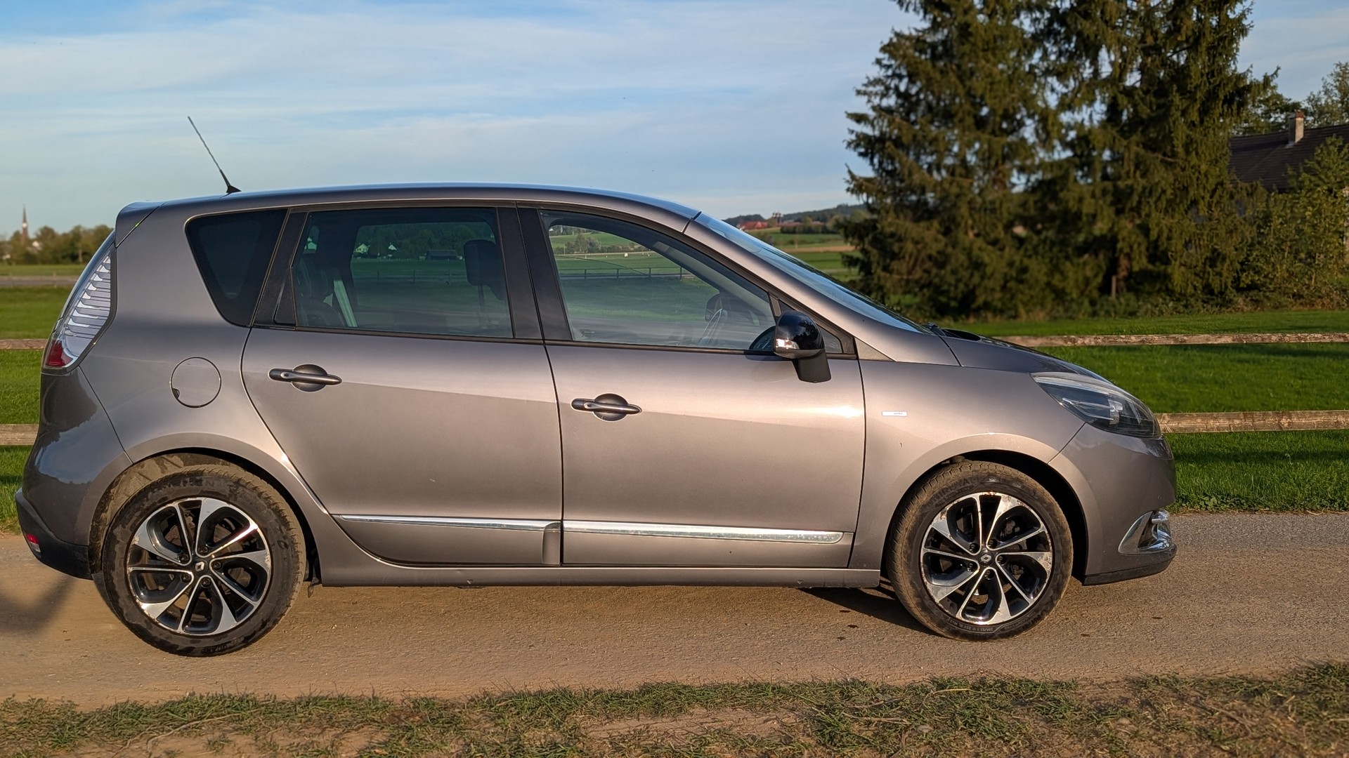 RENAULT RENAULT Scénic 1.6 dCi Bose-image-14