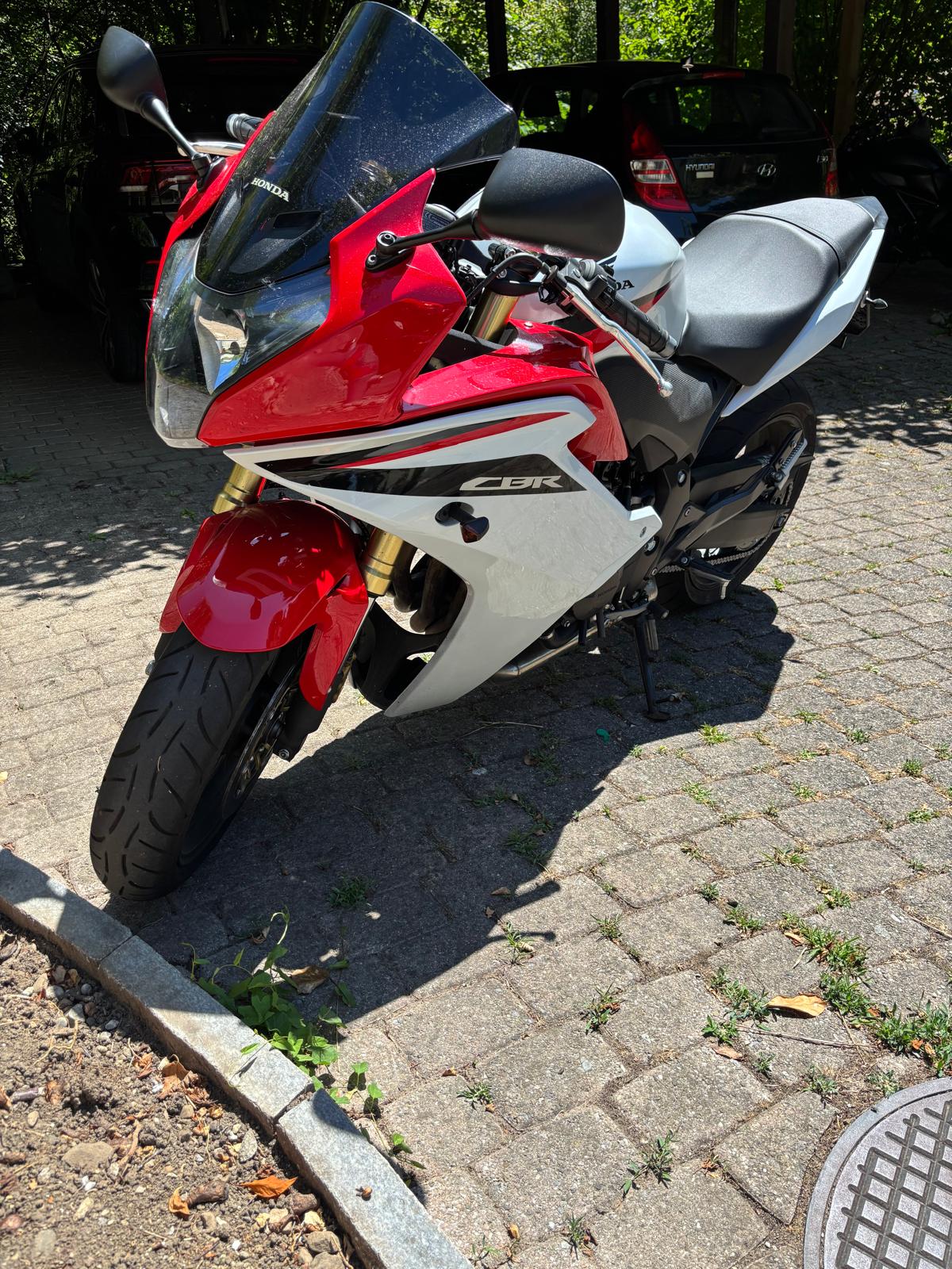 HONDA CBR 600 FA ABS-image-4