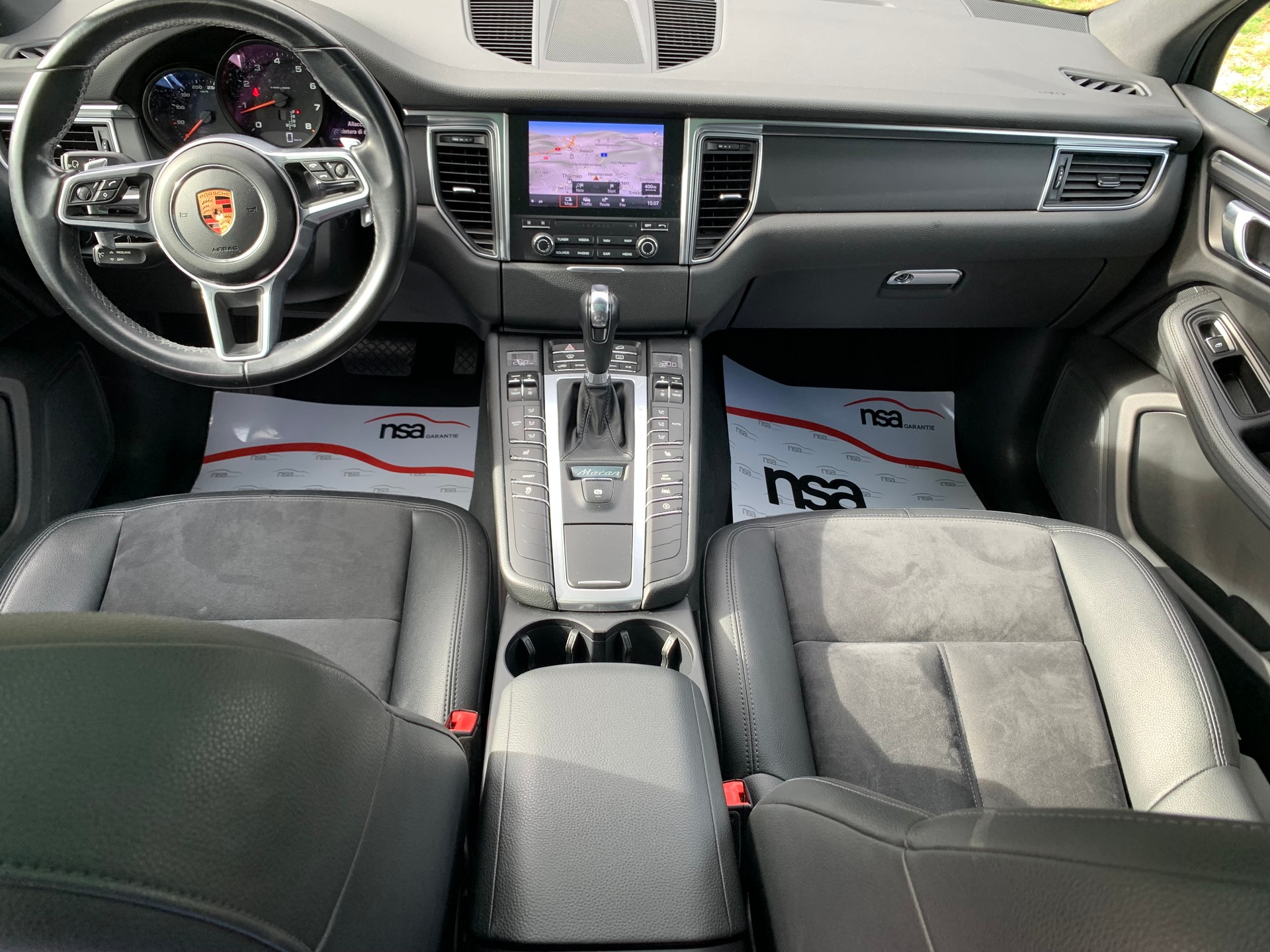 PORSCHE Macan PDK-image-18