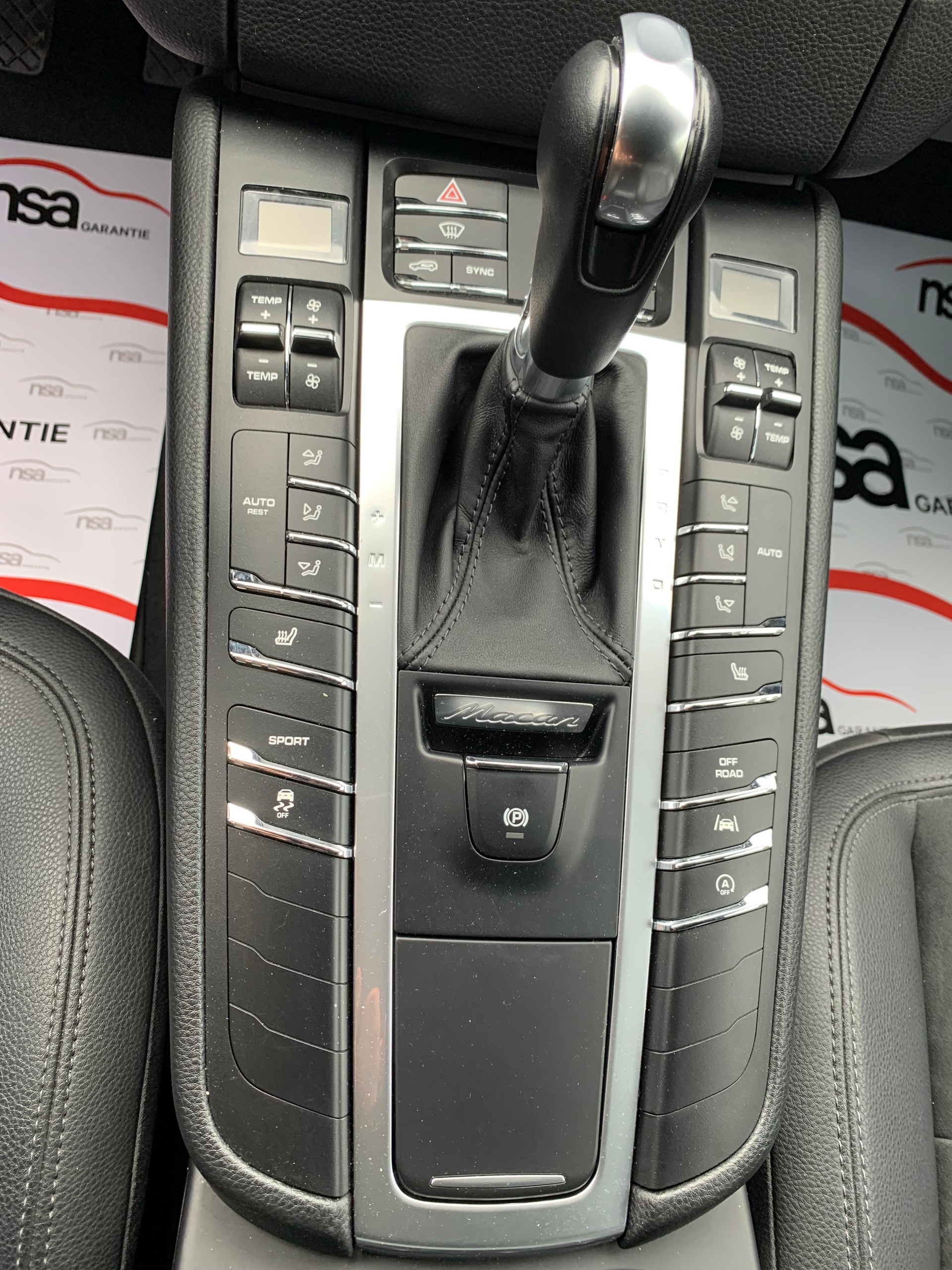 PORSCHE Macan PDK-image-24