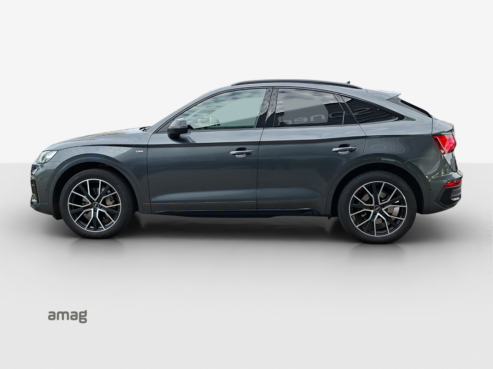 AUDI Q5 Sportback 40 TDI Blackedition quattro S-tronic-showroom-element-1