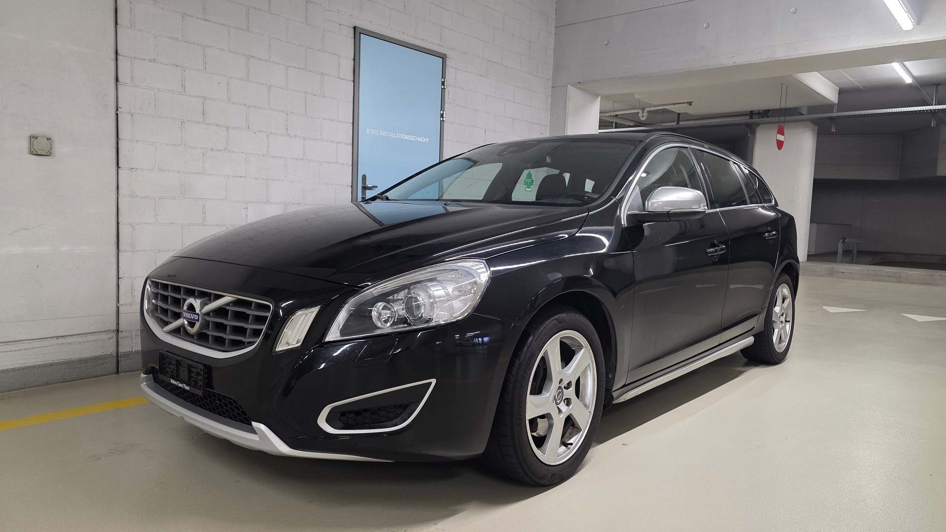VOLVO V60 D4 AWD Husky Geartronic