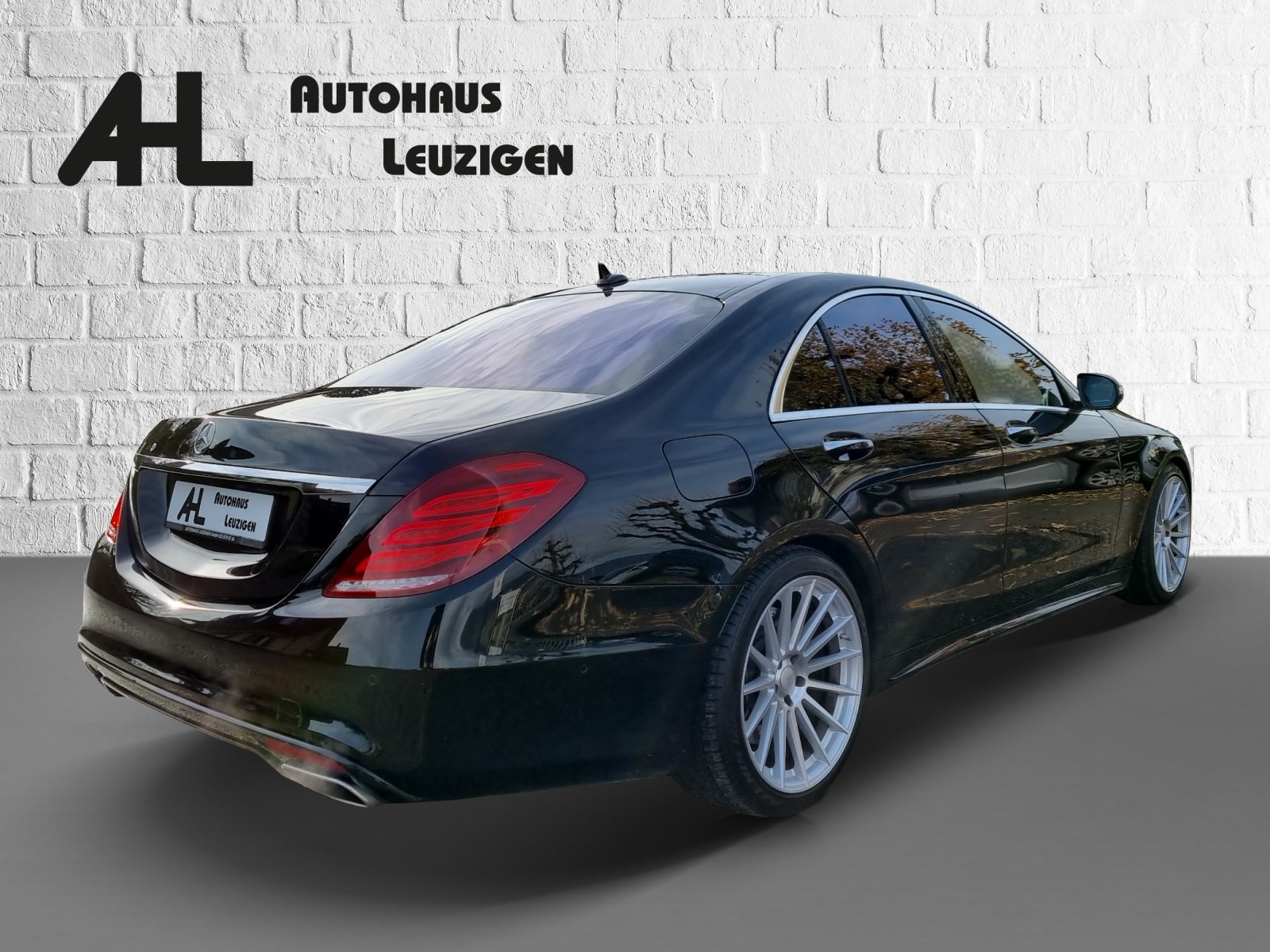 MERCEDES-BENZ S 500 4Matic 9G-Tronic-image-4