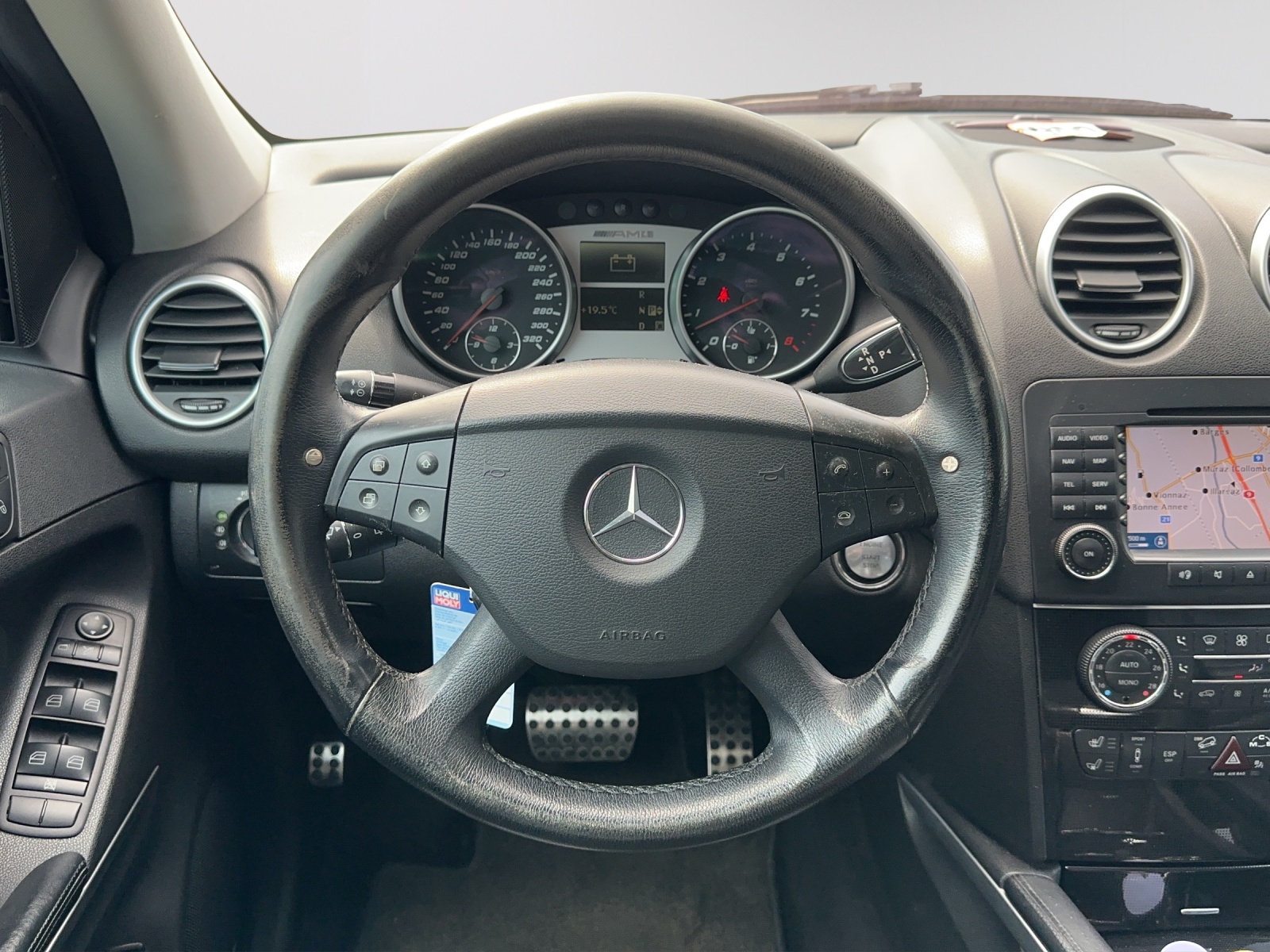 MERCEDES-BENZ ML 63 AMG 4Matic 7G-Tronic-image-9