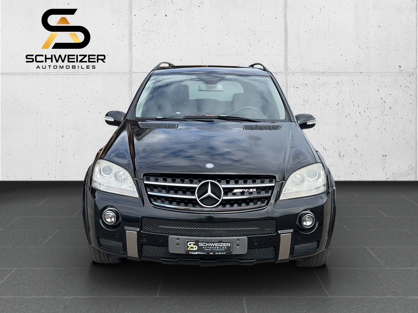 MERCEDES-BENZ ML 63 AMG 4Matic 7G-Tronic-showroom-element-2