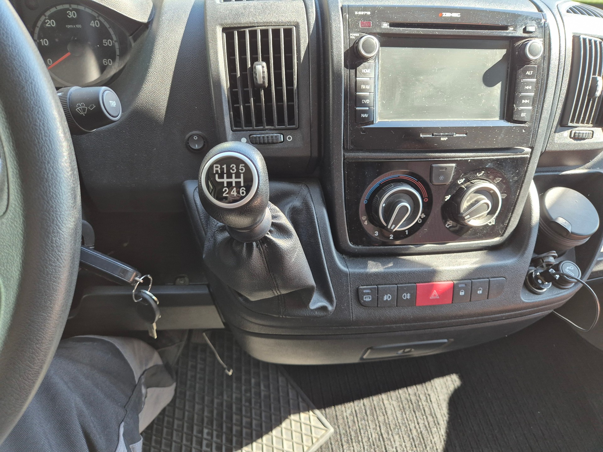 ADRIA Axess M680 SP-image-16
