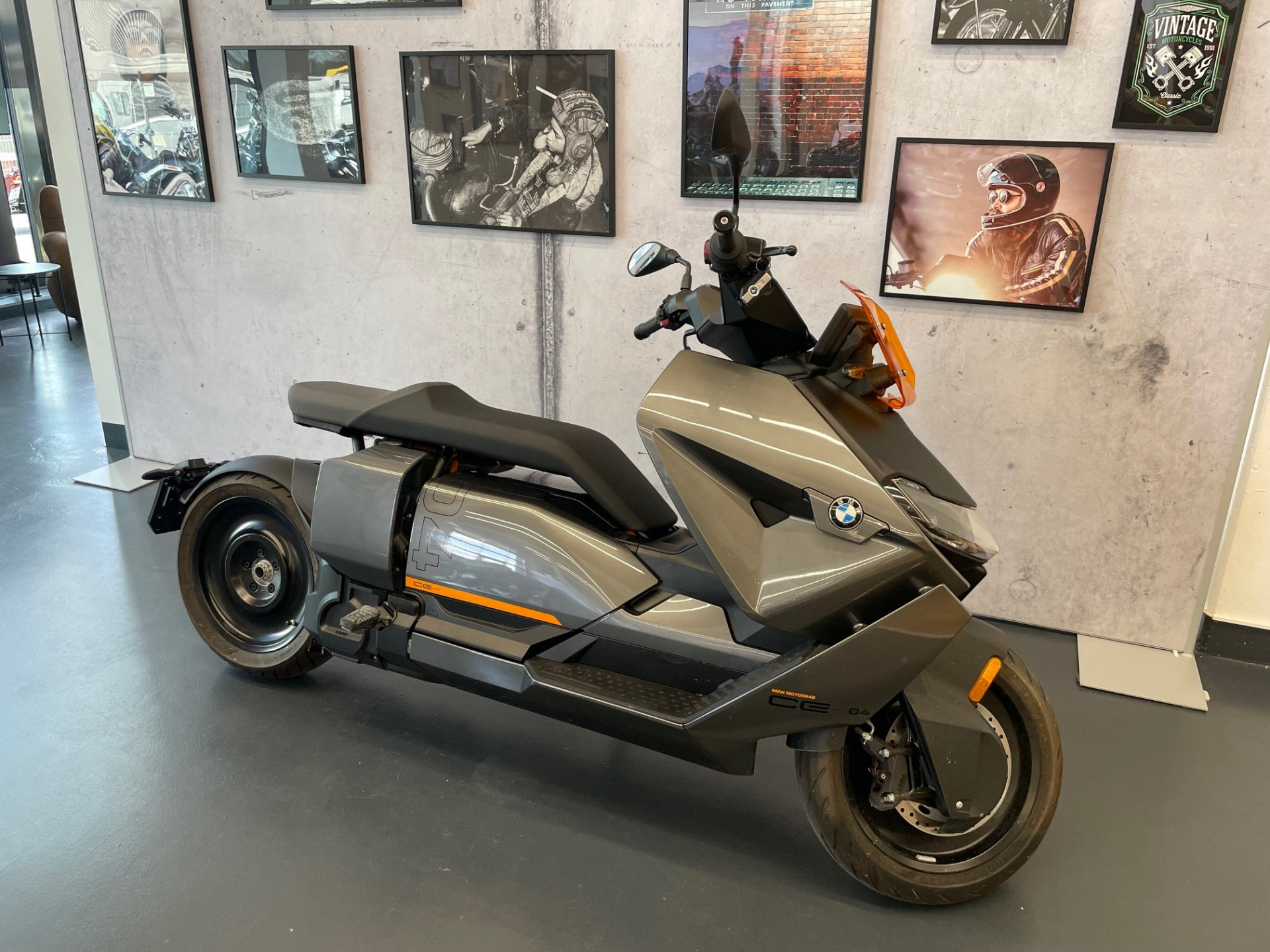 BMW CE 04 Avantgarde-image-0