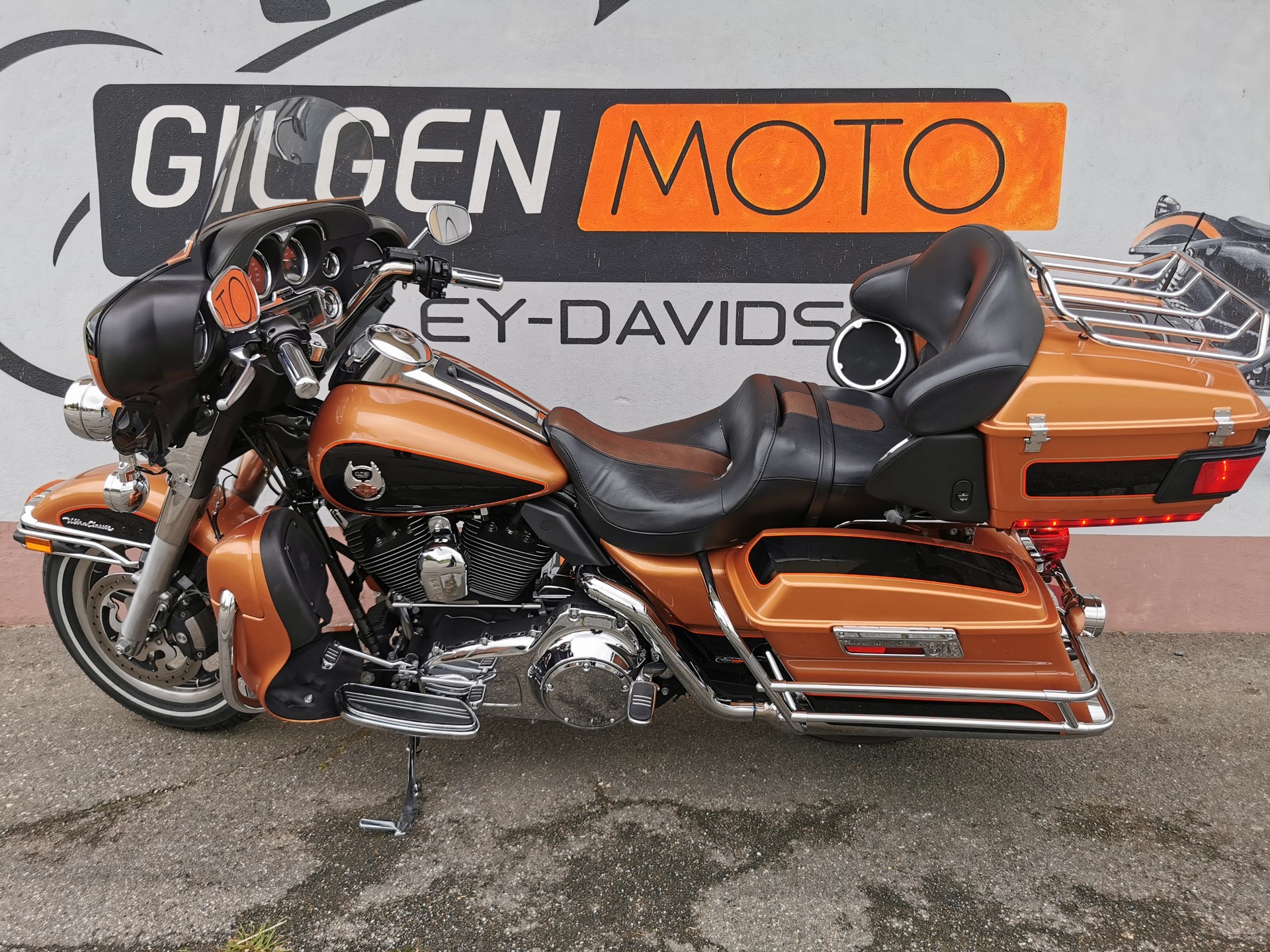 HARLEY-DAVIDSON FLHTCU Electra Glide Ultra Classic ABS Anniversary-image-4