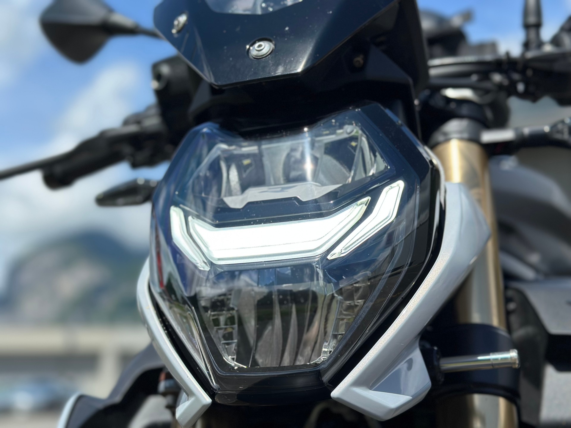 BMW S 1000 R-image-11