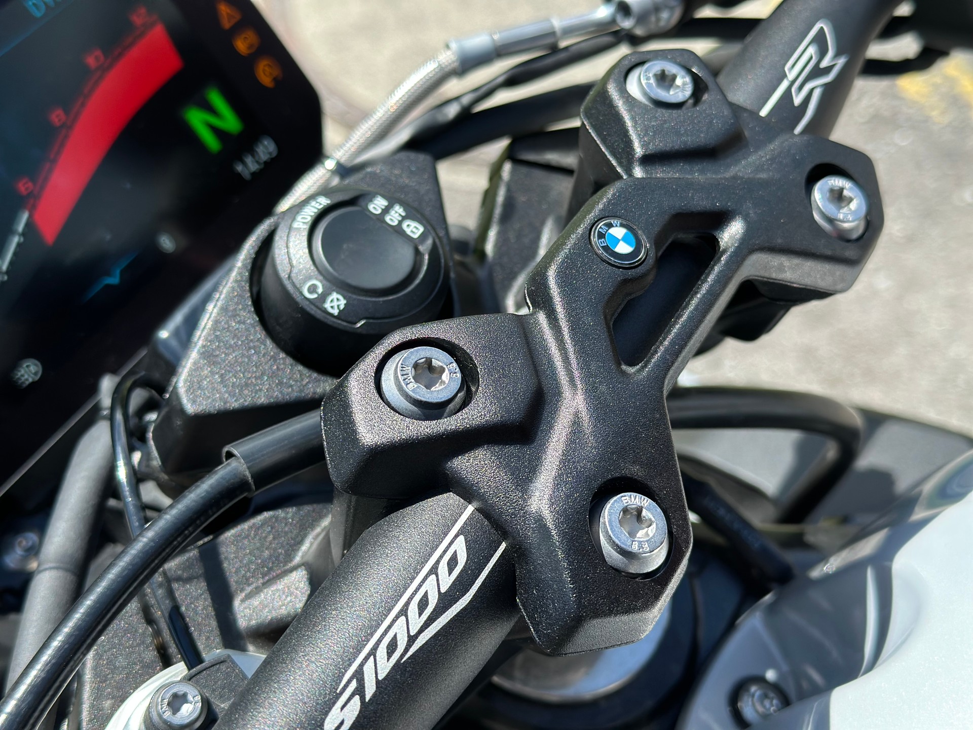 BMW S 1000 R-image-14